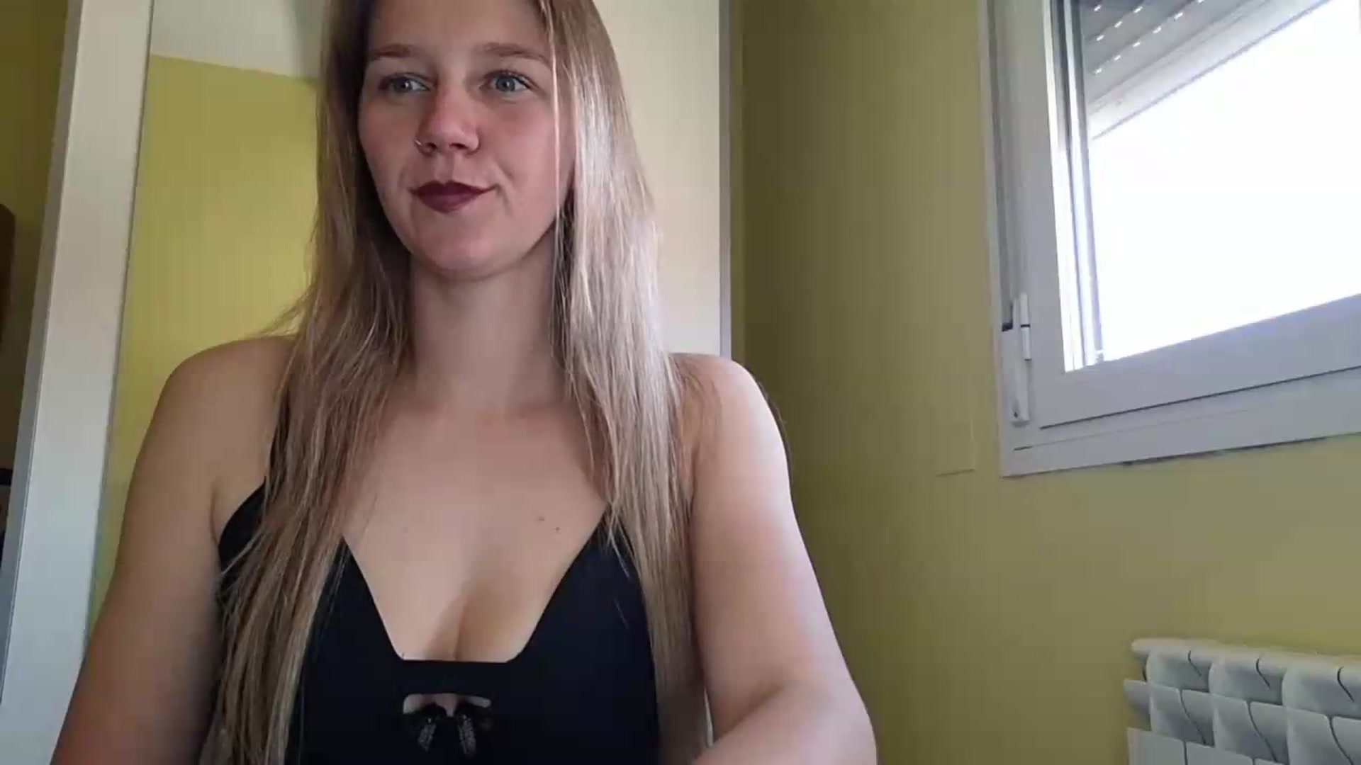 Gallery image thumbnail from KrisssKiss1's myfreecams stream on, 06/01/2026, 12:47 image 13 of 20