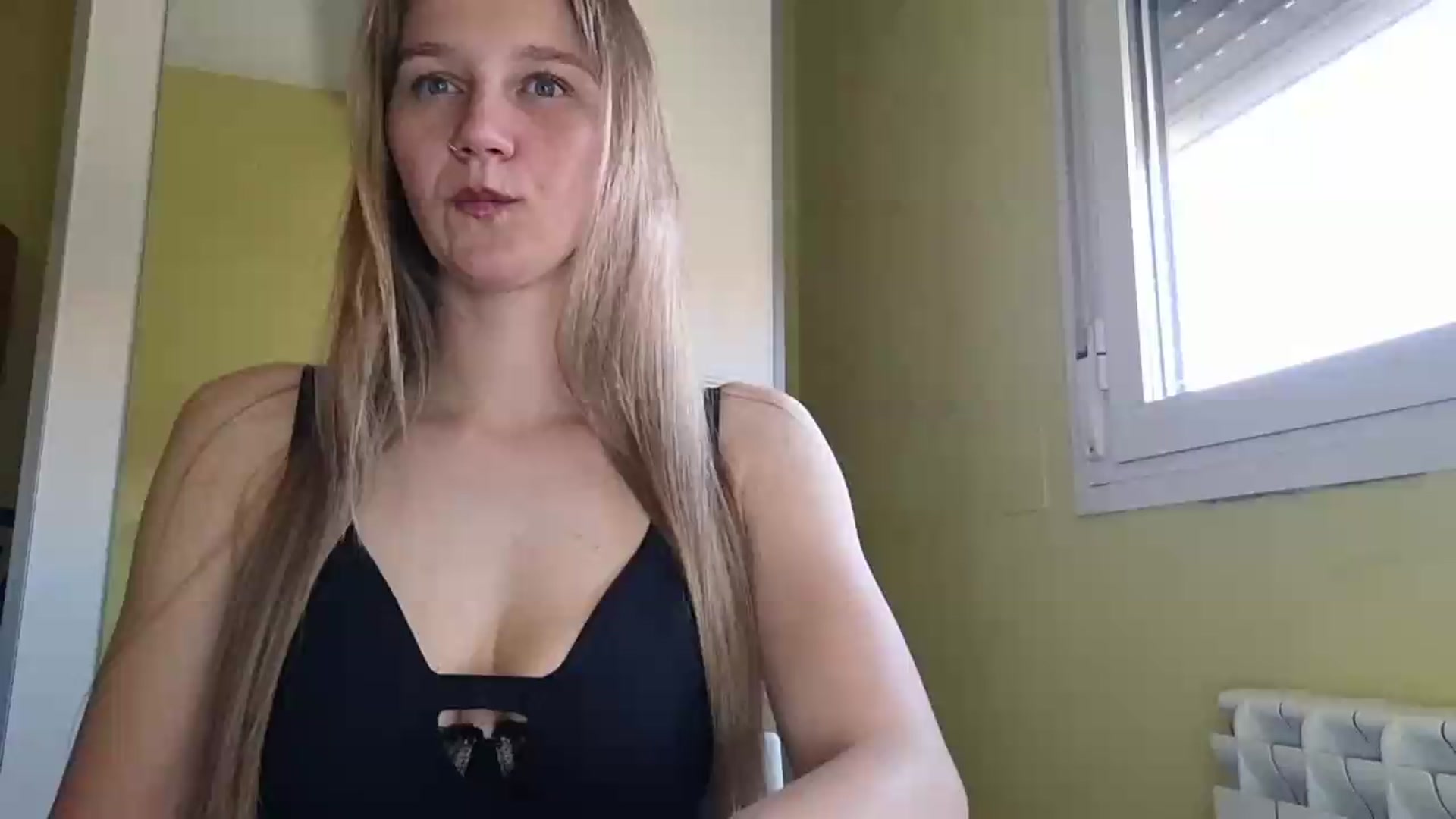 Gallery image thumbnail from KrisssKiss1's myfreecams stream on, 06/01/2026, 15:17 image 1 of 20