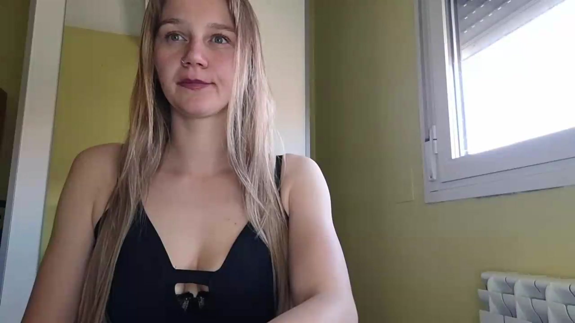Gallery image thumbnail from KrisssKiss1's myfreecams stream on, 06/01/2026, 15:17 image 17 of 20
