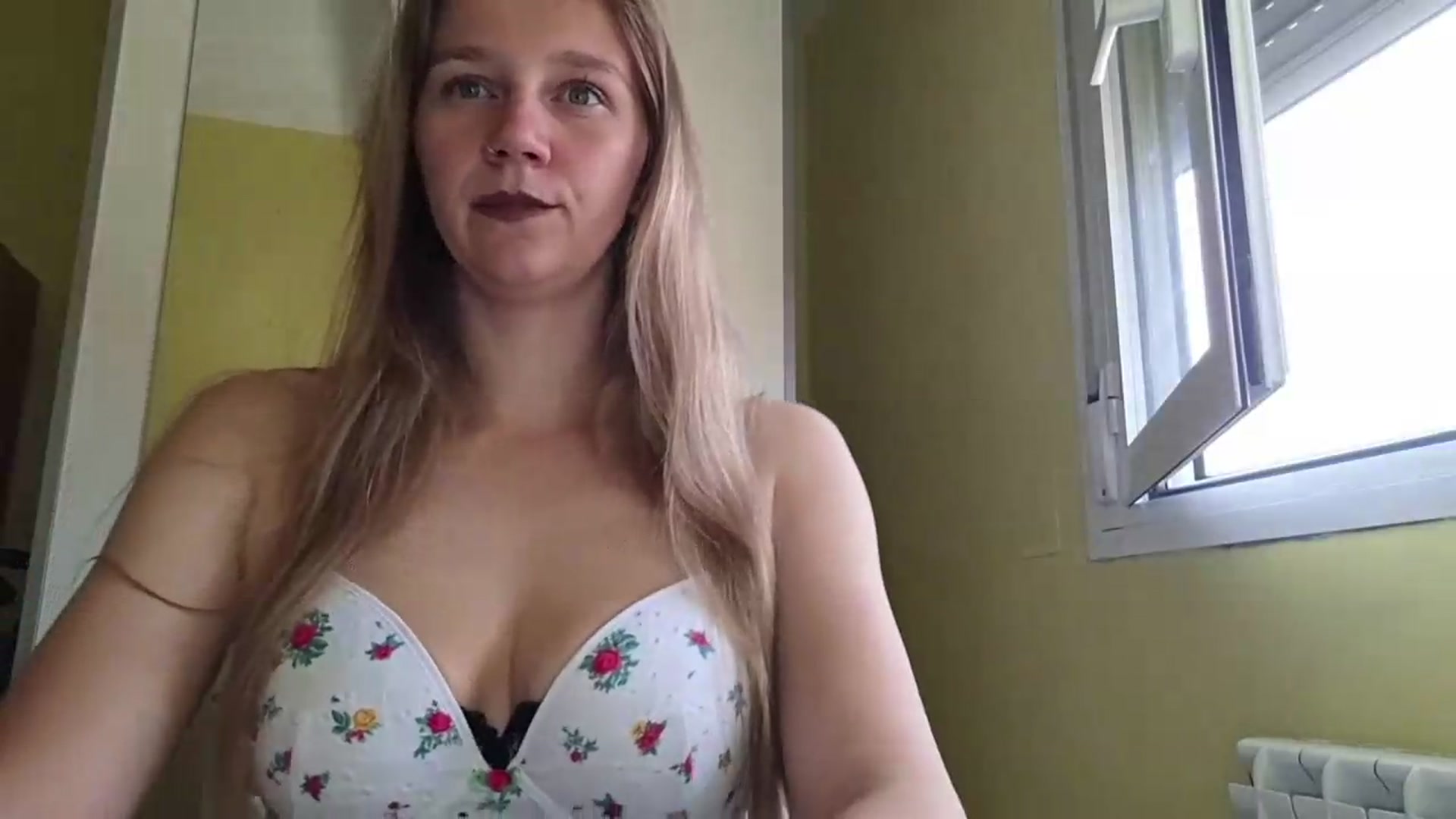 Gallery image thumbnail from KrisssKiss1's myfreecams stream on, 06/02/2026, 12:54 image 8 of 20
