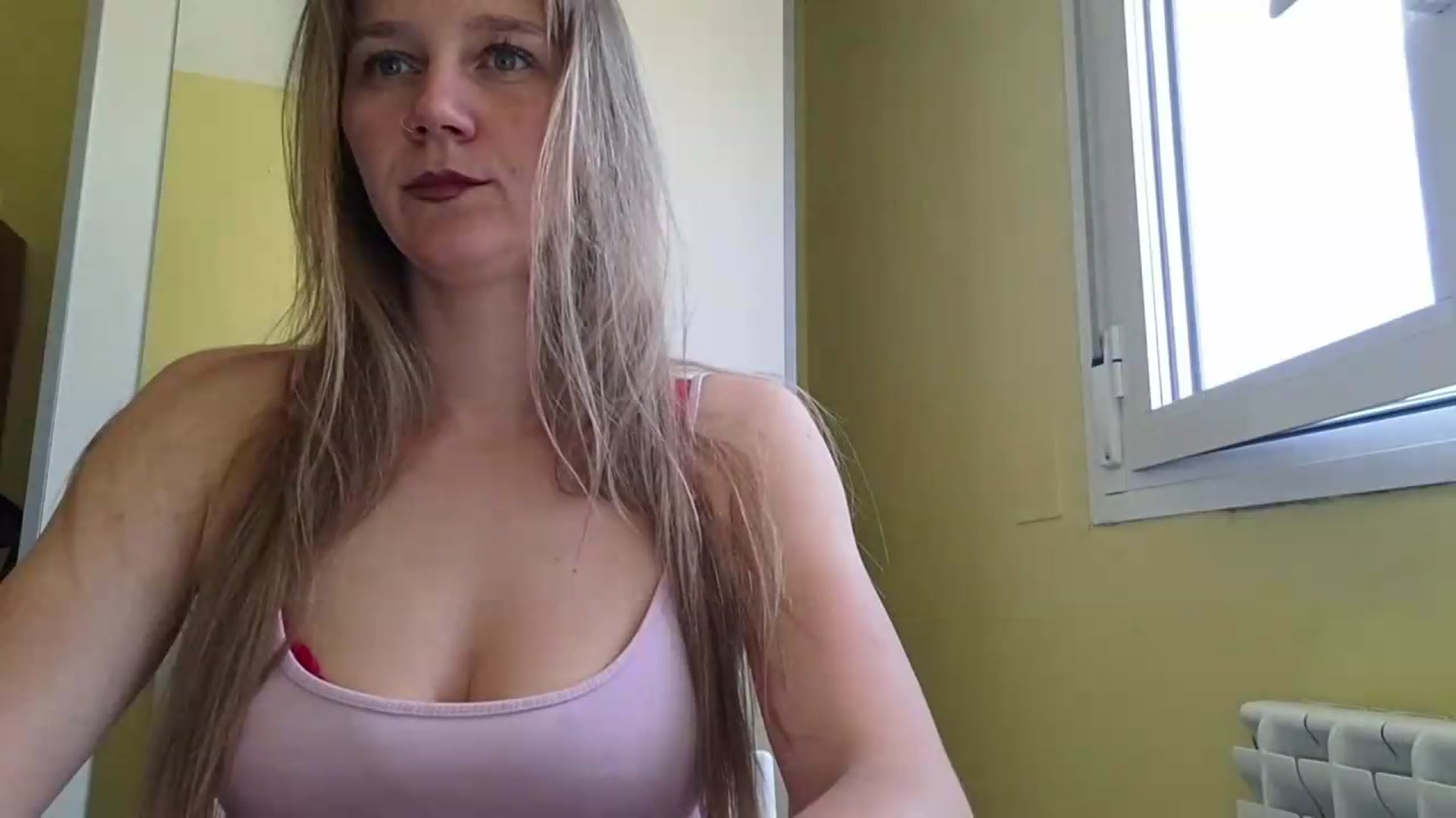 Gallery image thumbnail from KrisssKiss1's myfreecams stream on, 06/05/2026, 11:56 image 2 of 20