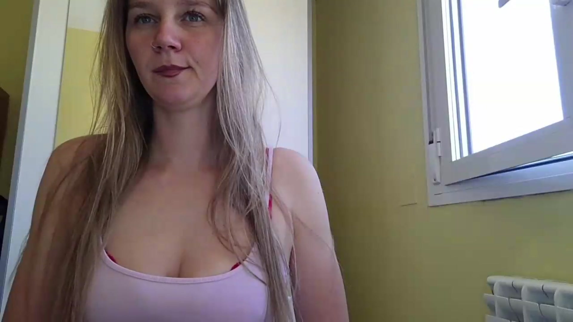 Gallery image thumbnail from KrisssKiss1's myfreecams stream on, 06/05/2026, 11:56 image 9 of 20