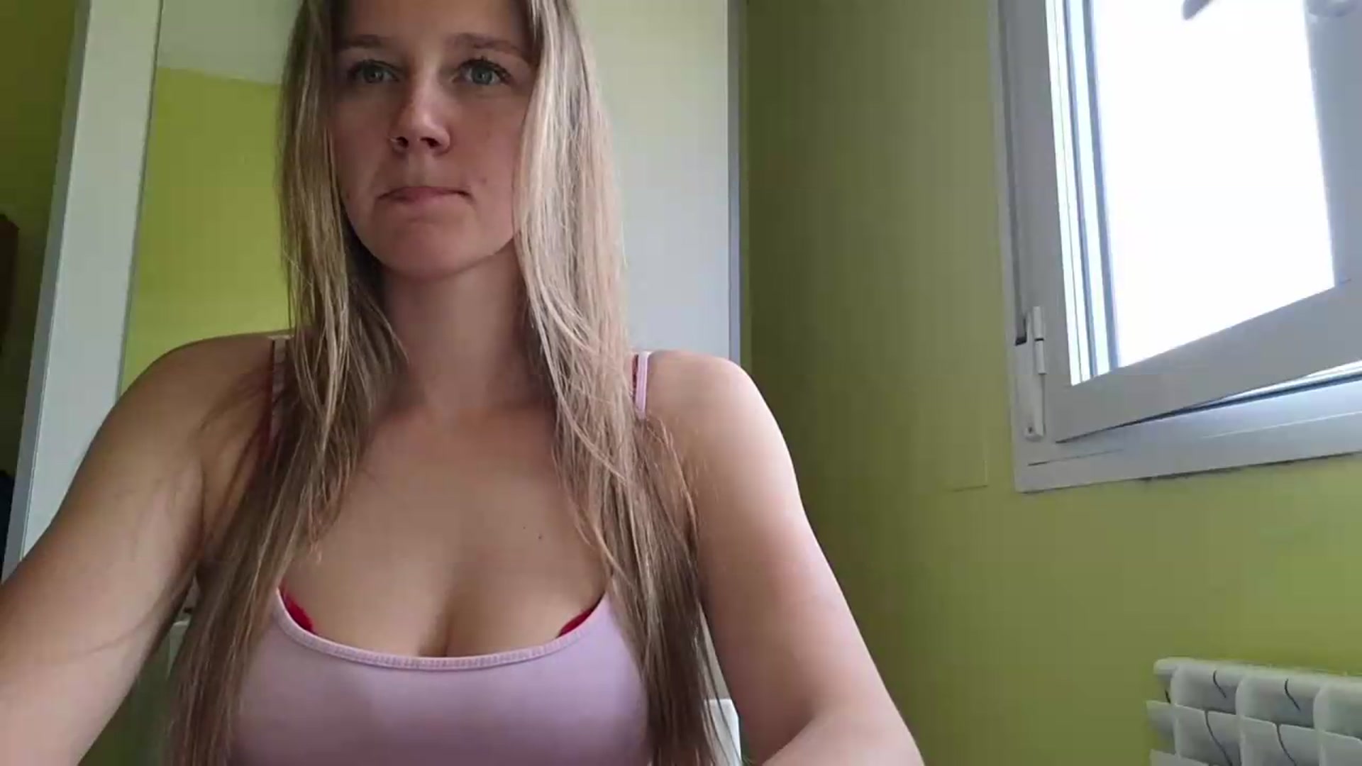 Gallery image thumbnail from KrisssKiss1's myfreecams stream on, 06/05/2026, 13:10 image 4 of 20