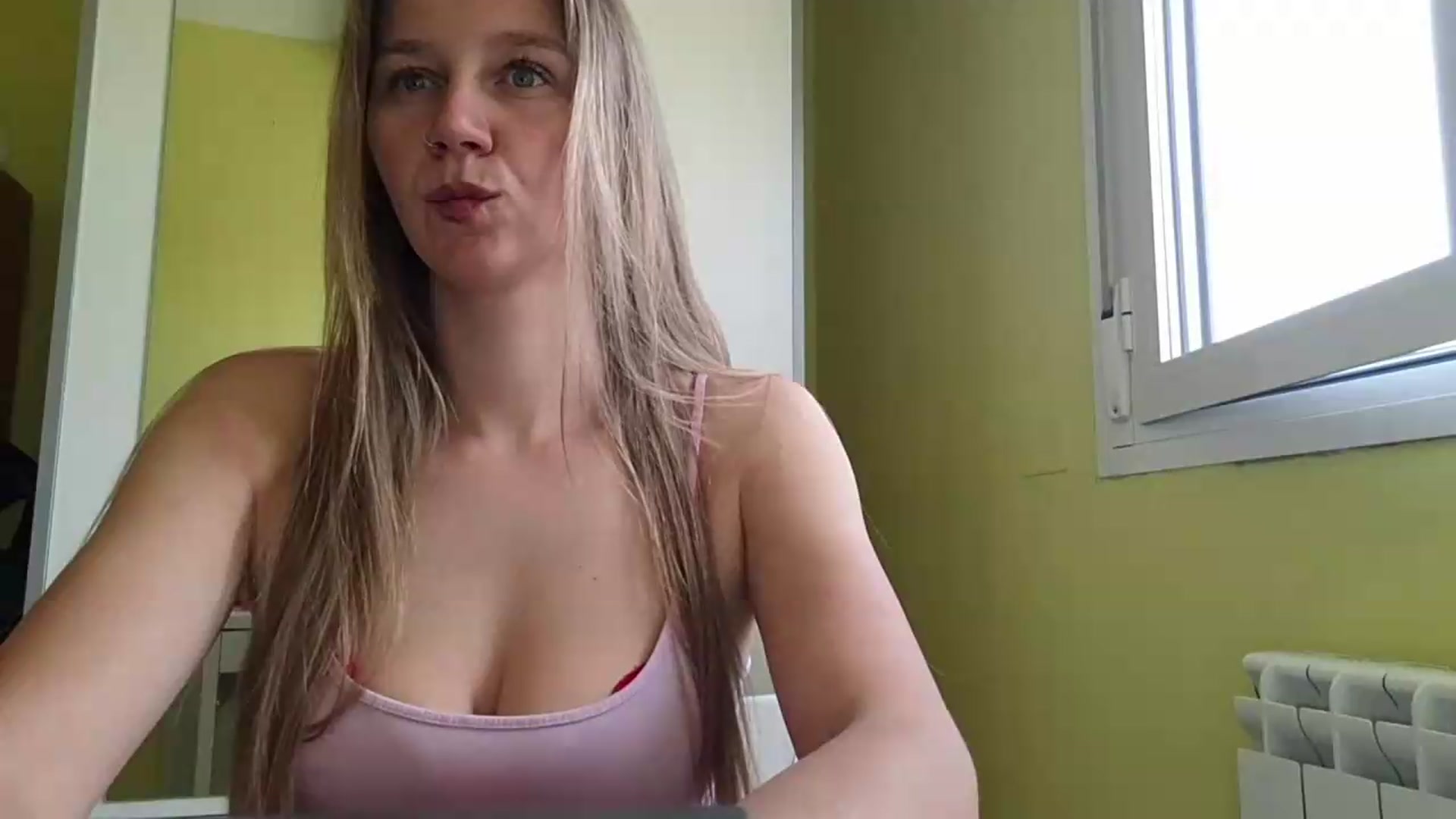Gallery image thumbnail from KrisssKiss1's myfreecams stream on, 06/05/2026, 13:10 image 13 of 20