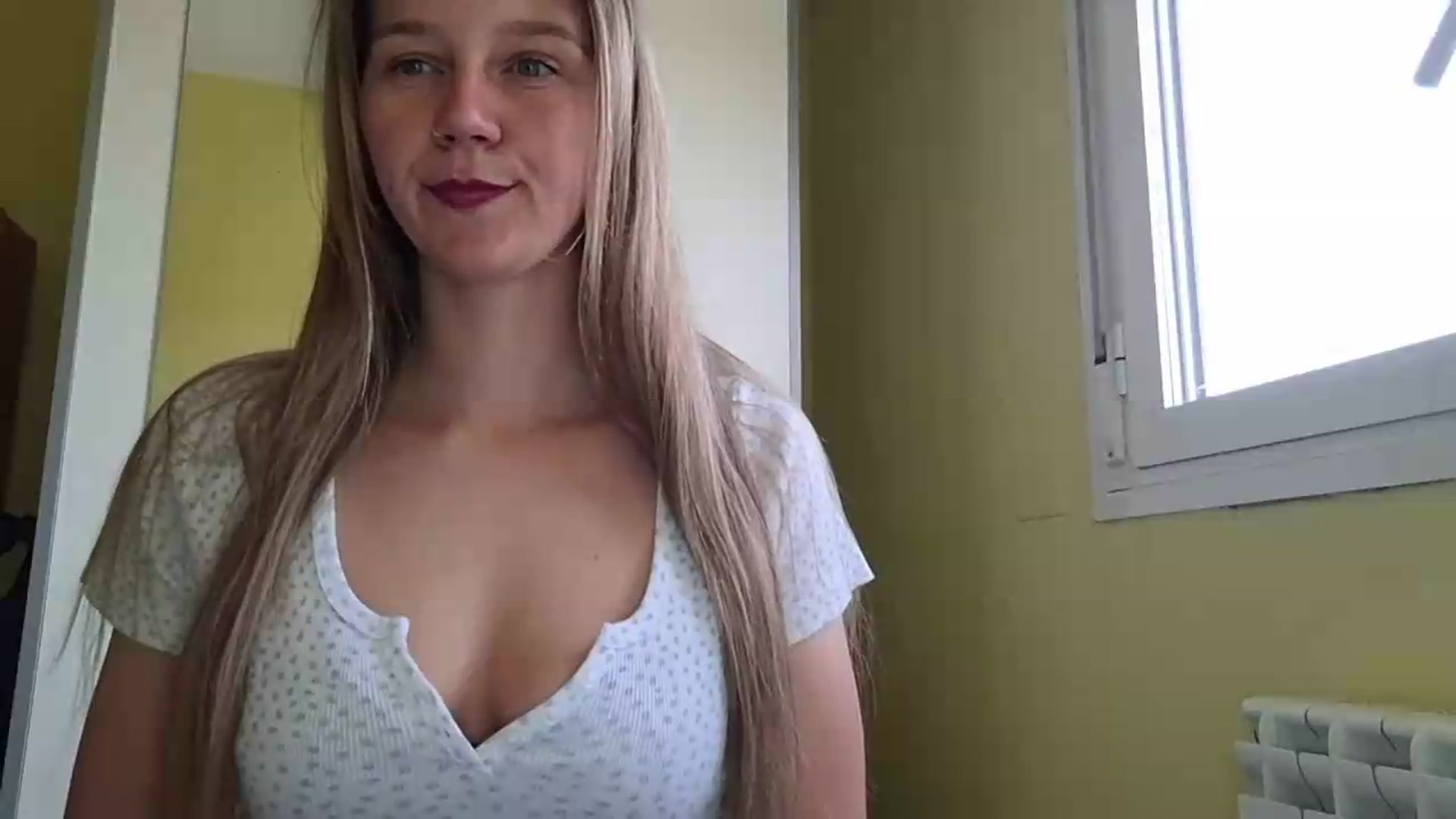 Gallery image thumbnail from KrisssKiss1's myfreecams stream on, 06/06/2026, 11:11 image 15 of 20