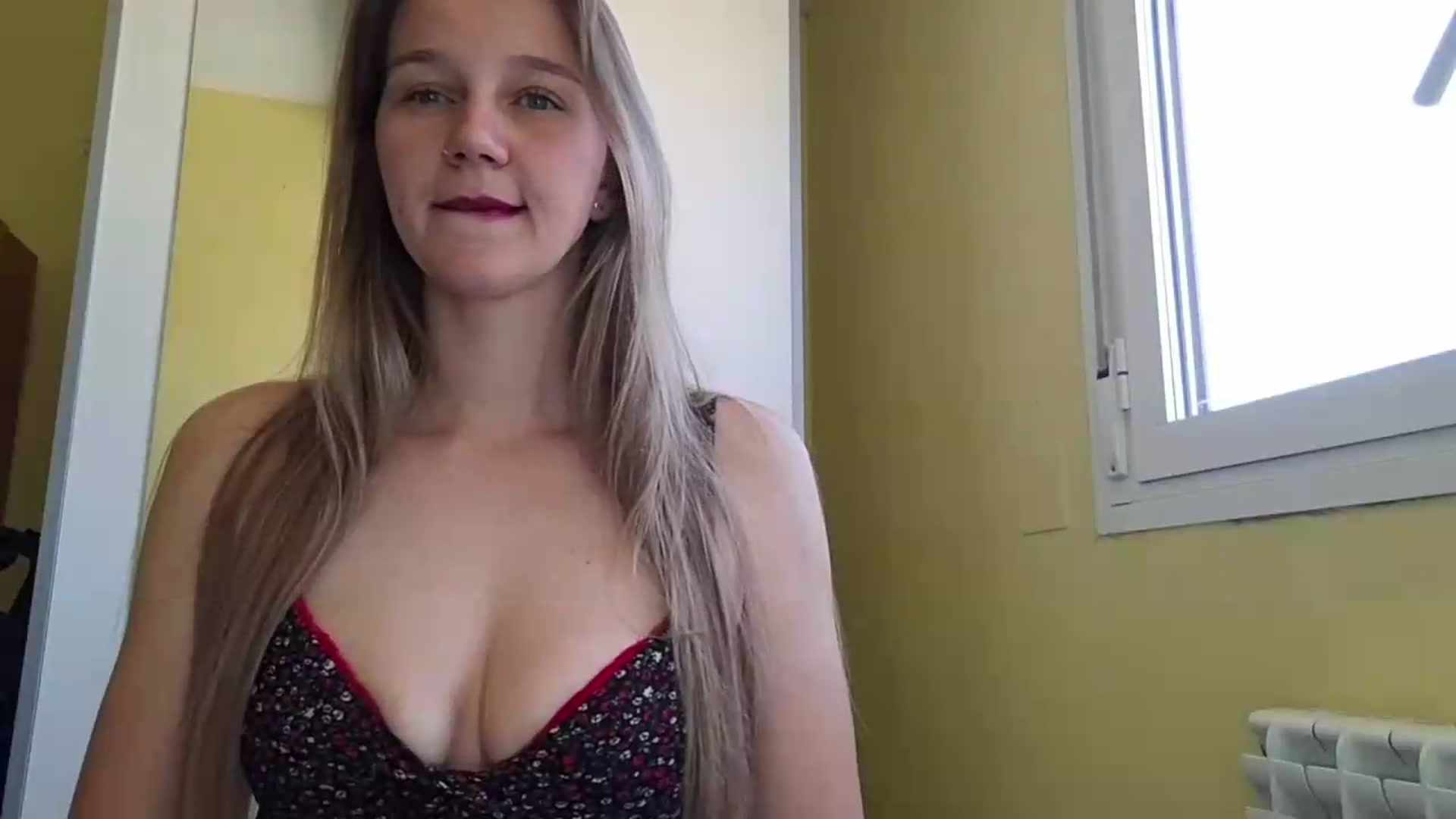 Gallery image thumbnail from KrisssKiss1's myfreecams stream on, 06/07/2026, 13:34 image 14 of 20