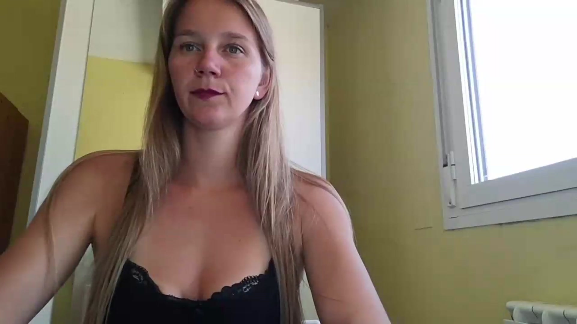 Gallery image thumbnail from KrisssKiss1's myfreecams stream on, 06/22/2026, 13:25 image 6 of 20