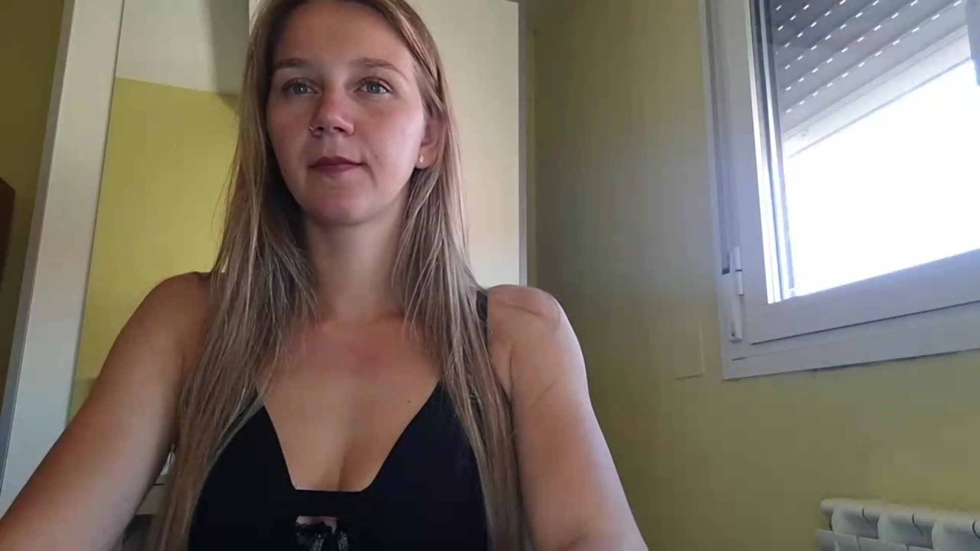 Gallery image thumbnail from KrisssKiss1's myfreecams stream on, 06/25/2026, 11:54 image 12 of 20