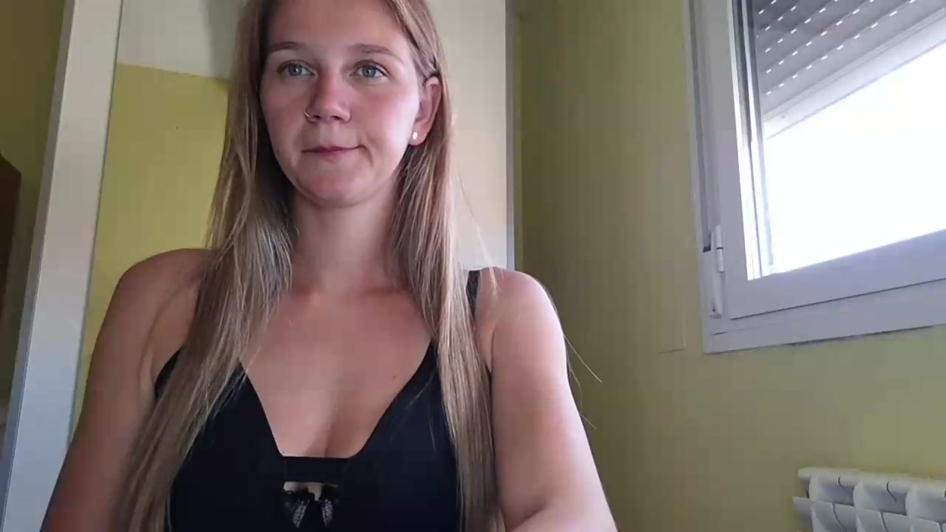 Gallery image thumbnail from KrisssKiss1's myfreecams stream on, 06/25/2026, 14:31 image 16 of 20