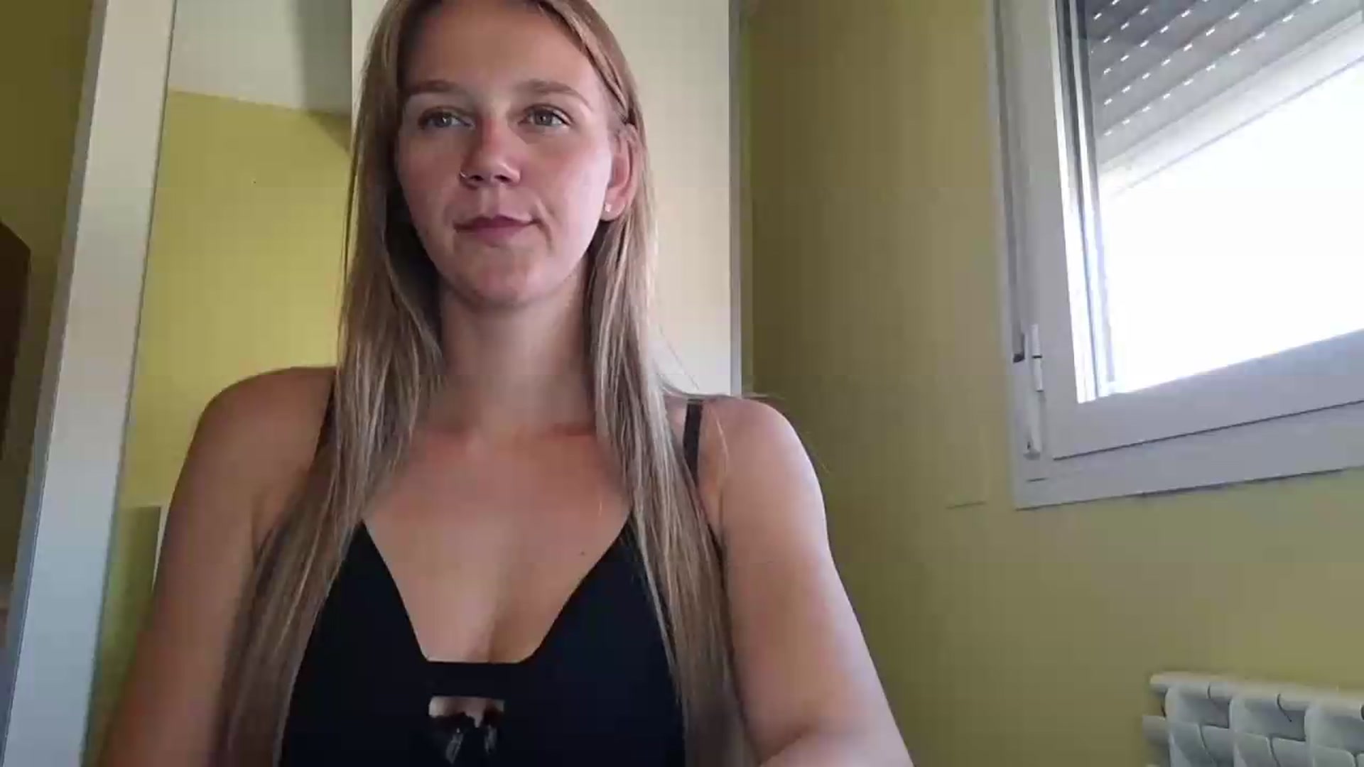 Gallery image thumbnail from KrisssKiss1's myfreecams stream on, 06/25/2026, 14:31 image 3 of 20