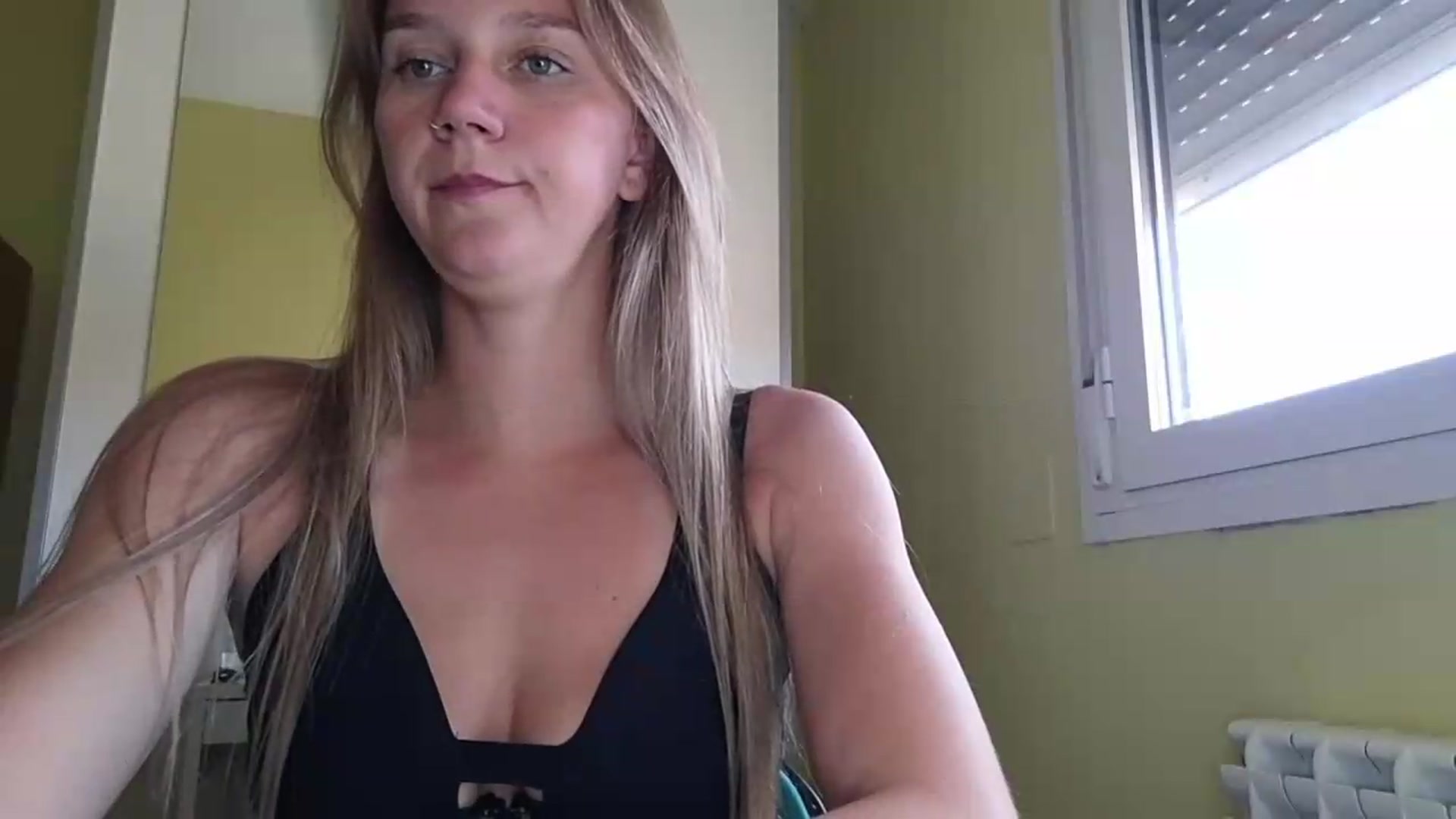 Gallery image thumbnail from KrisssKiss1's myfreecams stream on, 06/25/2026, 14:31 image 14 of 20