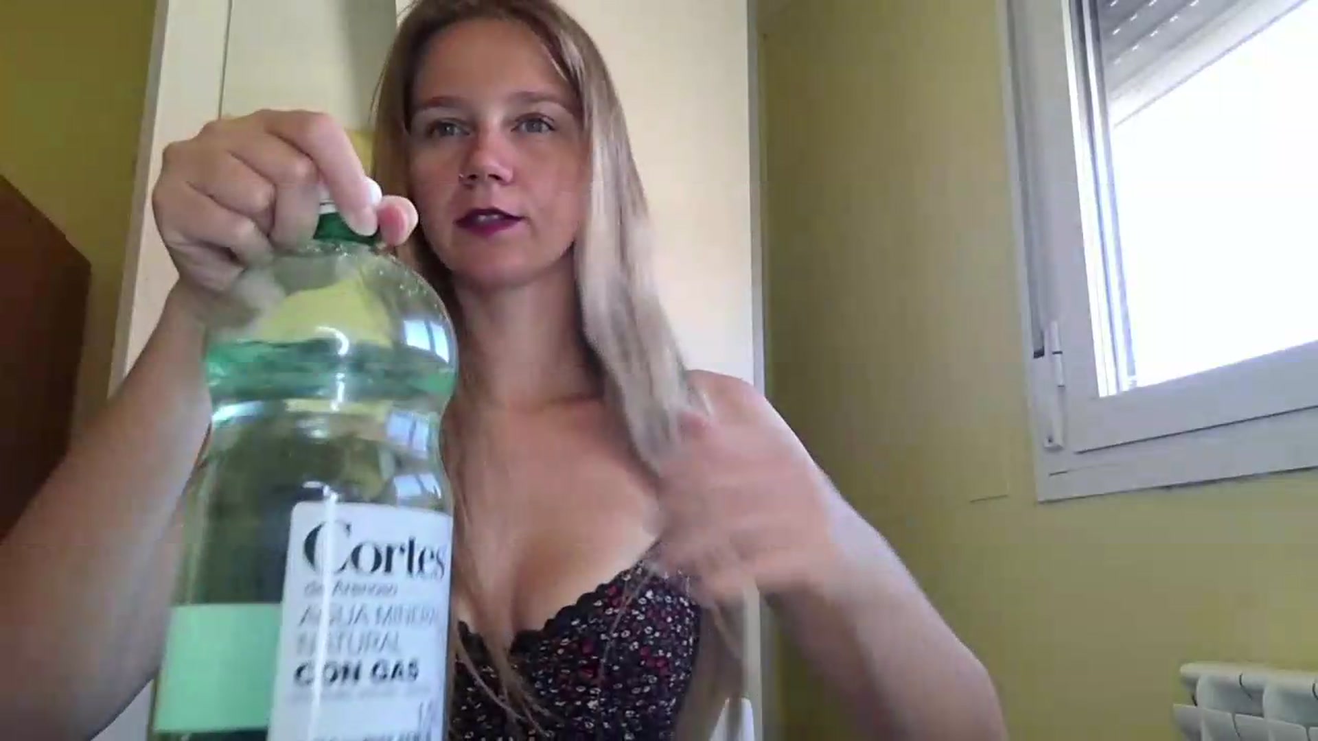 Gallery image thumbnail from KrisssKiss1's myfreecams stream on, 06/29/2026, 12:27 image 20 of 20