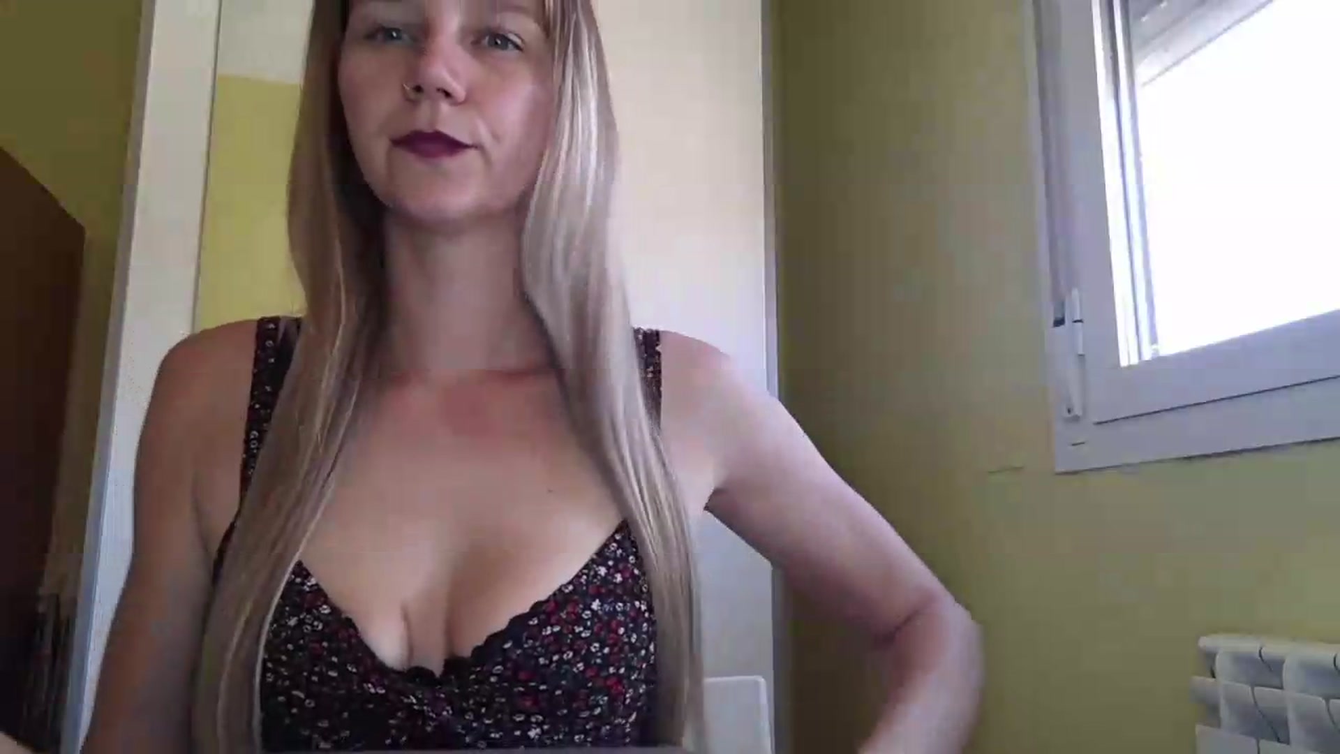 Gallery image thumbnail from KrisssKiss1's myfreecams stream on, 06/29/2026, 13:22 image 20 of 20