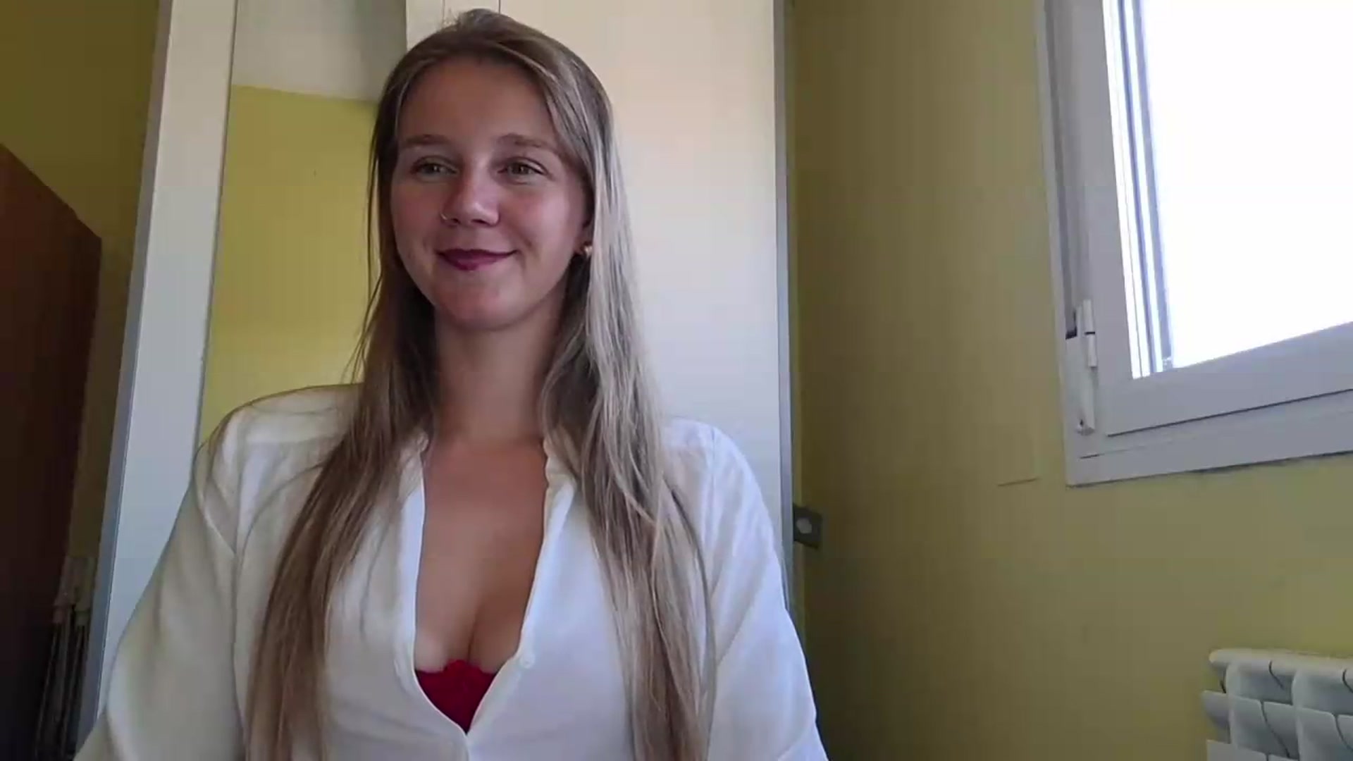 Gallery image thumbnail from KrisssKiss1's myfreecams stream on, 07/06/2026, 14:37 image 17 of 20