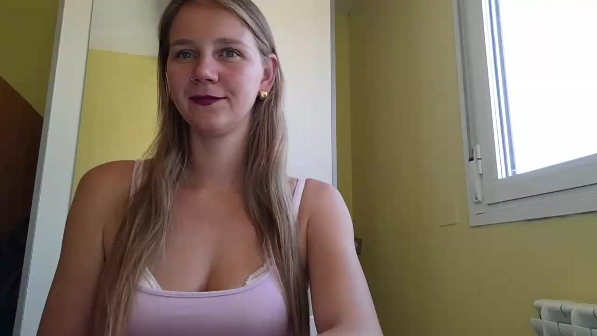 Gallery image thumbnail from KrisssKiss1's myfreecams stream on, 07/09/2026, 12:23 image 18 of 20