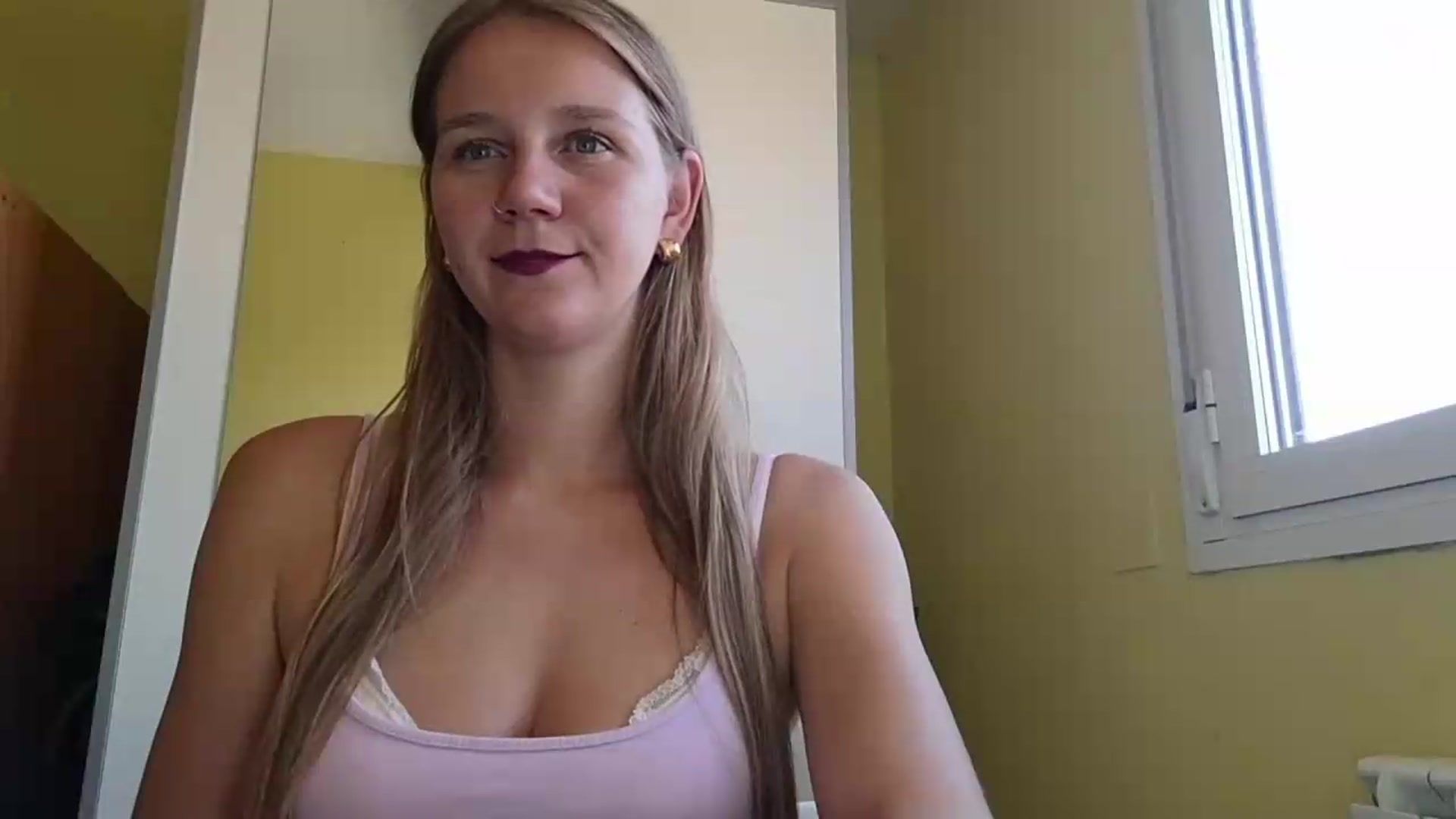 Gallery image thumbnail from KrisssKiss1's myfreecams stream on, 07/09/2026, 14:53 image 10 of 20