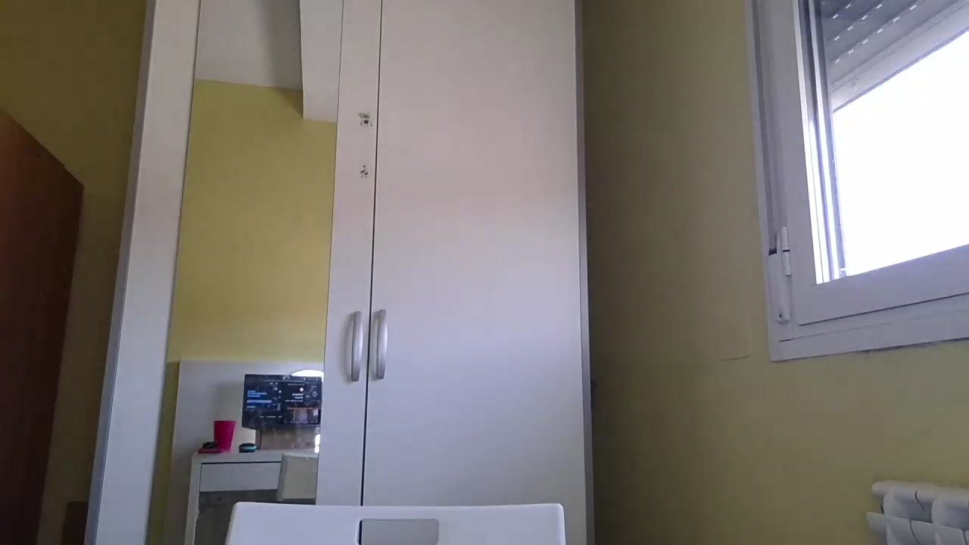 Gallery image thumbnail from KrisssKiss1's myfreecams stream on, 07/15/2026, 12:14 image 19 of 20