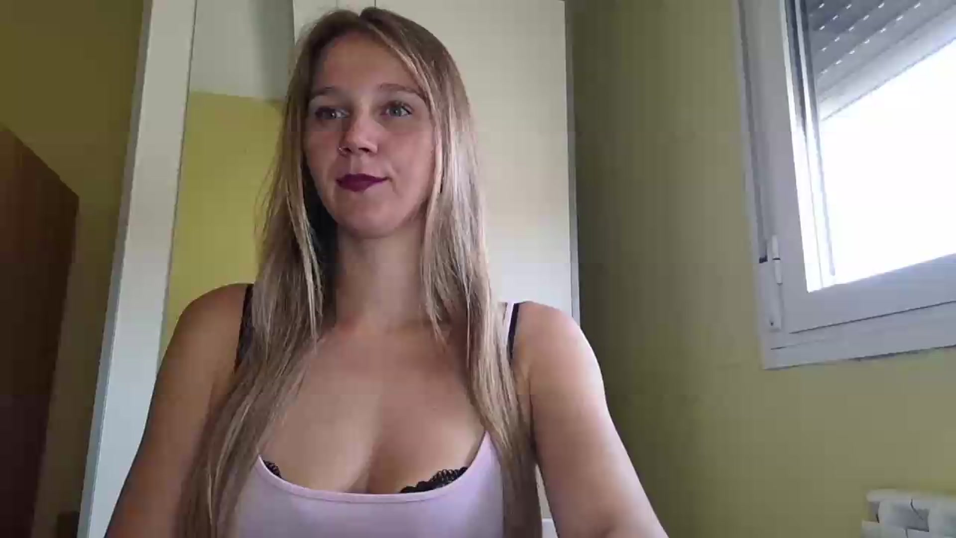 Gallery image thumbnail from KrisssKiss1's myfreecams stream on, 07/15/2026, 13:01 image 16 of 20