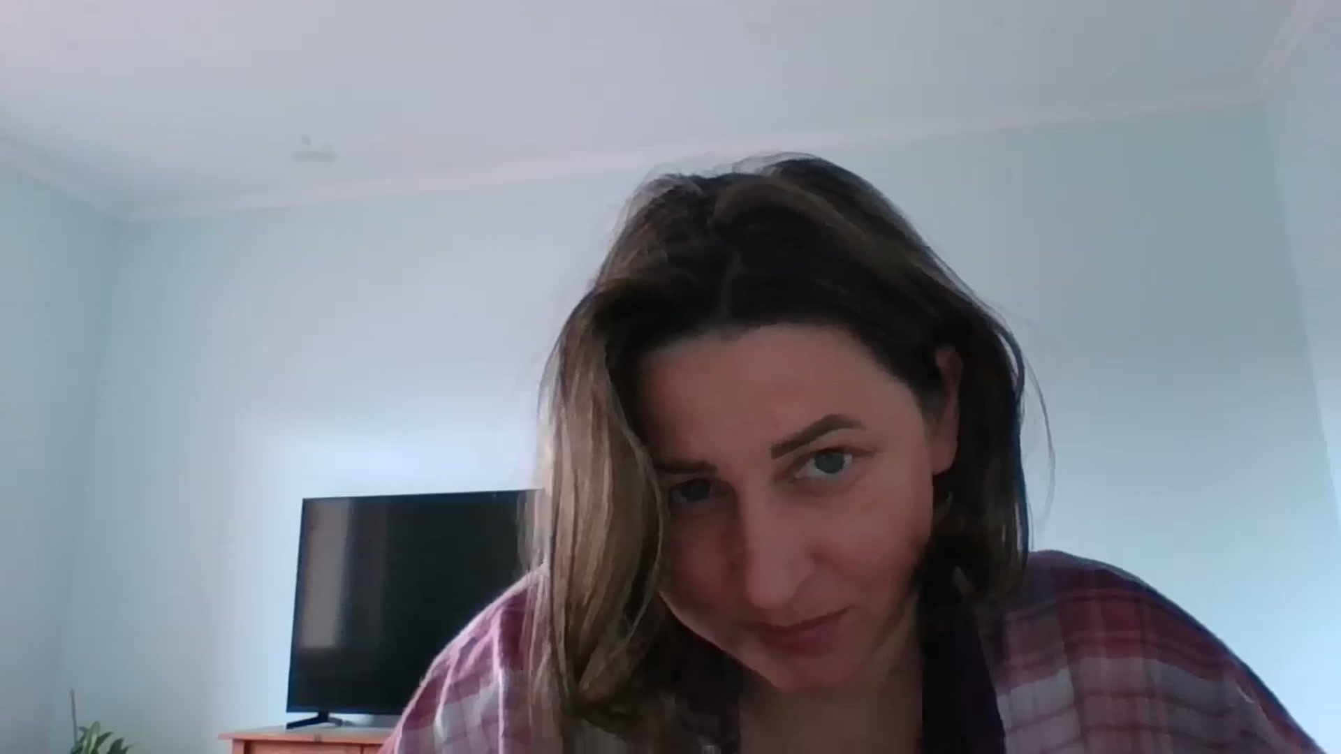Gallery image thumbnail from Krissy_Lace's myfreecams stream on, 04/13/2026, 11:24 image 11 of 20