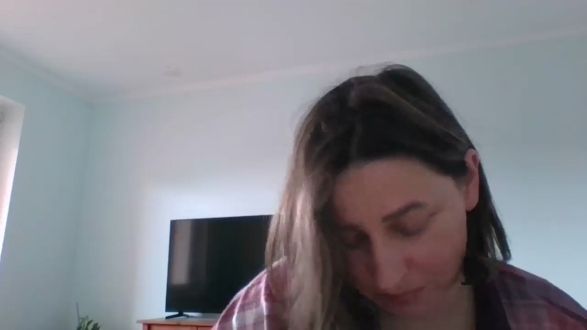 Gallery image thumbnail from Krissy_Lace's myfreecams stream on, 04/13/2026, 11:24 image 20 of 20