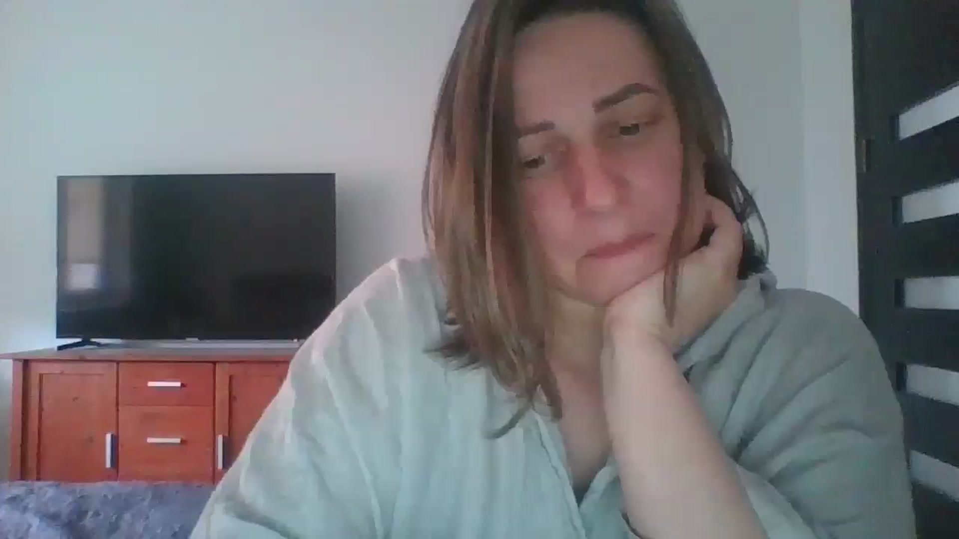 Gallery image thumbnail from Krissy_Lace's myfreecams stream on, 04/20/2026, 13:10 image 3 of 20