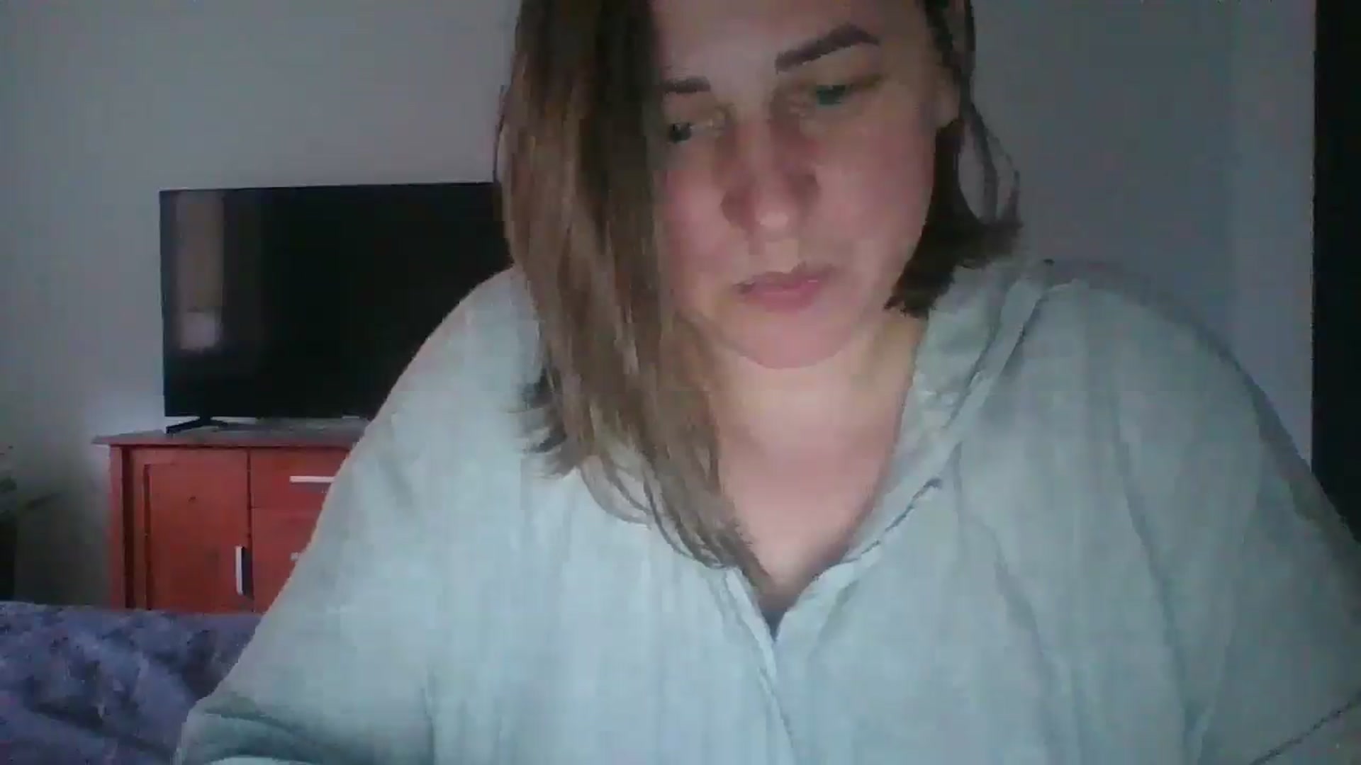 Gallery image thumbnail from Krissy_Lace's myfreecams stream on, 04/20/2026, 13:33 image 19 of 20