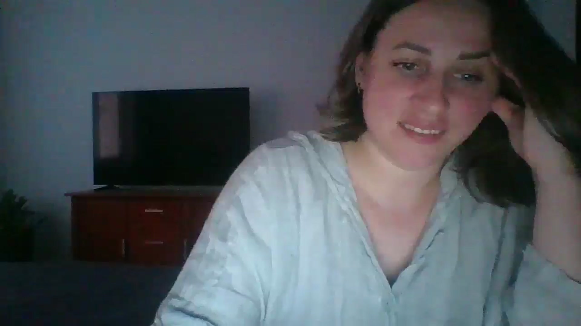 Gallery image thumbnail from Krissy_Lace's myfreecams stream on, 04/21/2026, 17:40 image 2 of 20