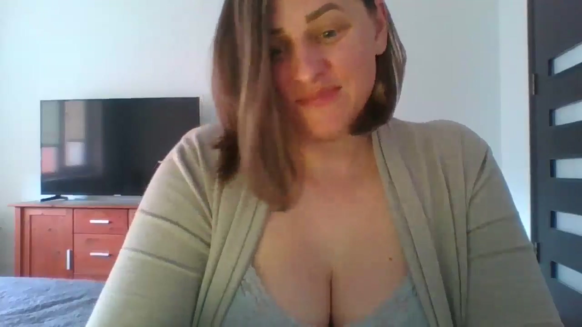 Gallery image thumbnail from Krissy_Lace's myfreecams stream on, 04/29/2026, 11:57 image 11 of 20
