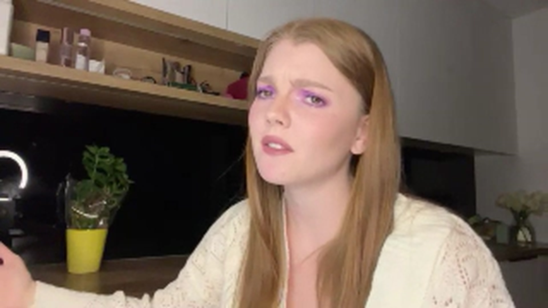 Gallery image thumbnail from KristalWynn's myfreecams stream on, 09/30/2024, 20:34 image 19 of 20