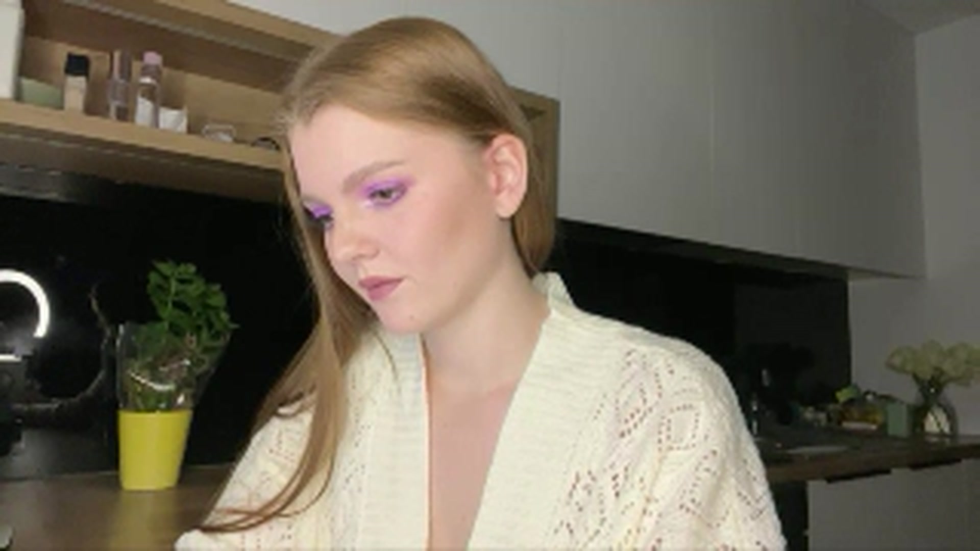 Gallery image thumbnail from KristalWynn's myfreecams stream on, 09/30/2024, 20:34 image 5 of 20