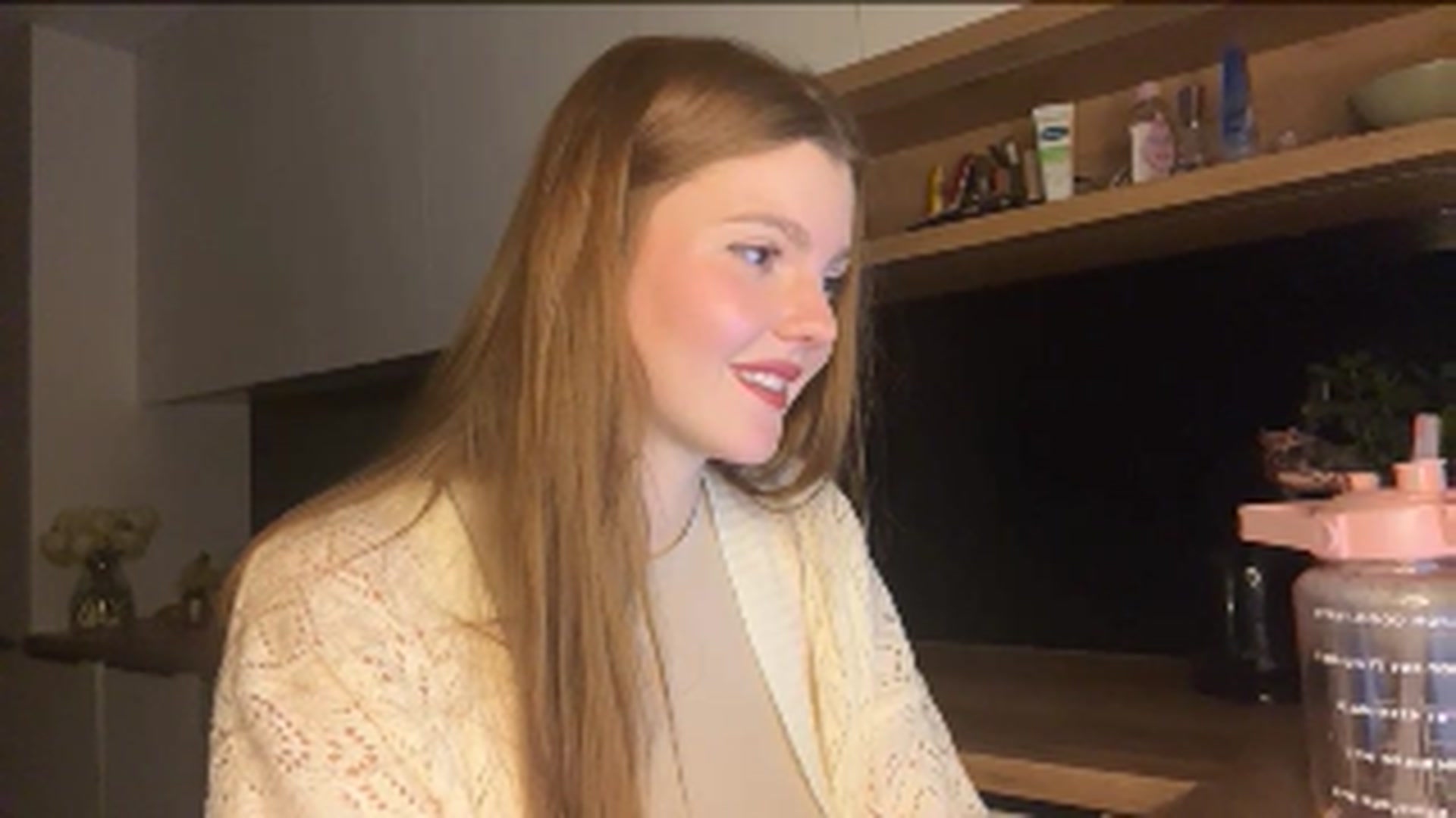 Gallery image thumbnail from KristalWynn's myfreecams stream on, 10/03/2024, 23:51 image 20 of 20