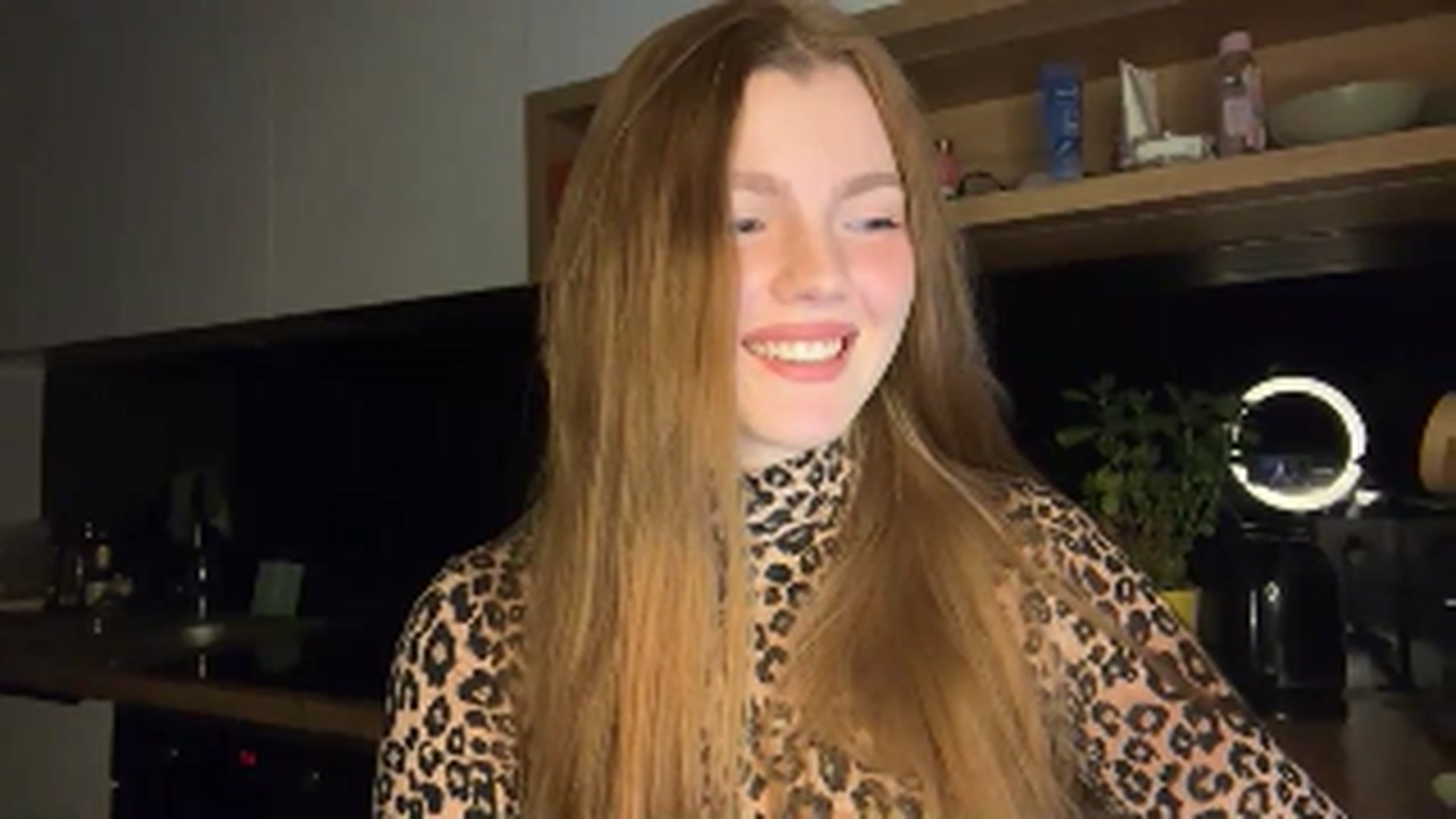 Gallery image thumbnail from KristalWynn's myfreecams stream on, 10/13/2024, 21:00 image 6 of 20