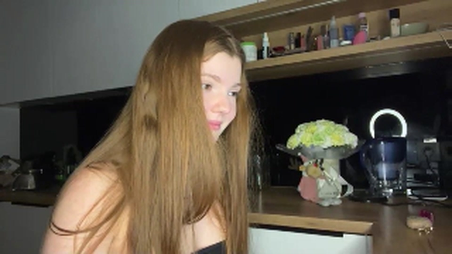 Gallery image thumbnail from KristalWynn's myfreecams stream on, 12/03/2024, 22:06 image 13 of 20