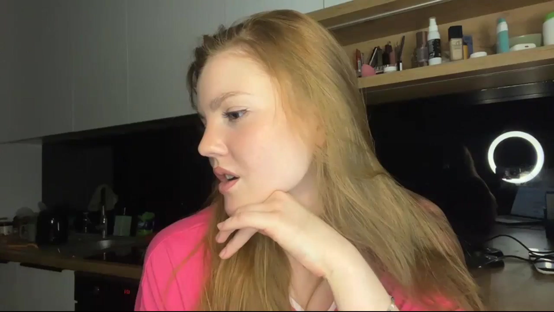 Gallery image thumbnail from KristalWynn's myfreecams stream on, 12/14/2024, 17:18 image 18 of 20