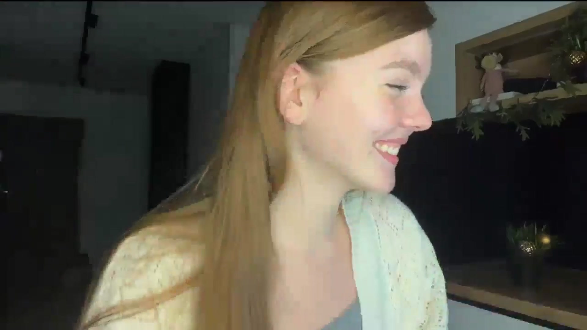 Gallery image thumbnail from KristalWynn's myfreecams stream on, 12/27/2024, 20:50 image 10 of 20
