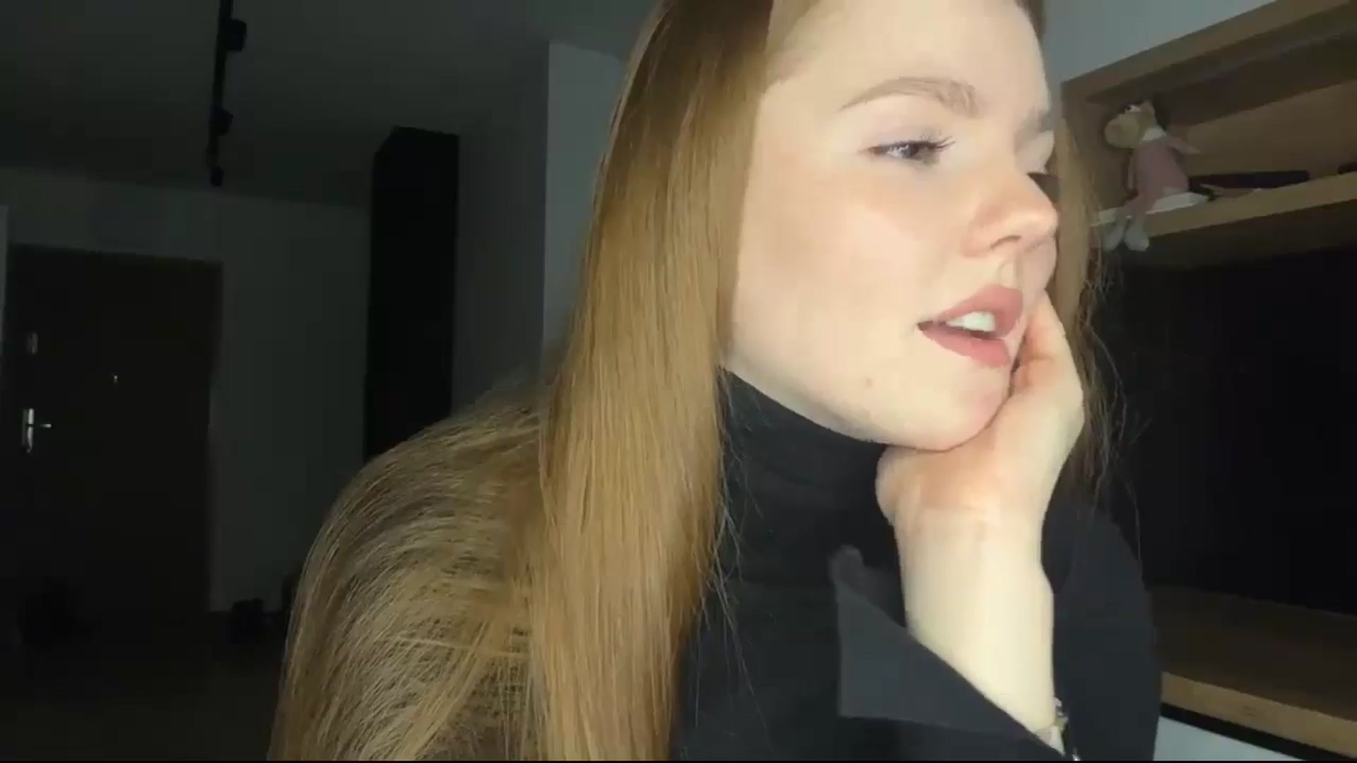 Gallery image thumbnail from KristalWynn's myfreecams stream on, 01/15/2025, 19:47 image 7 of 20