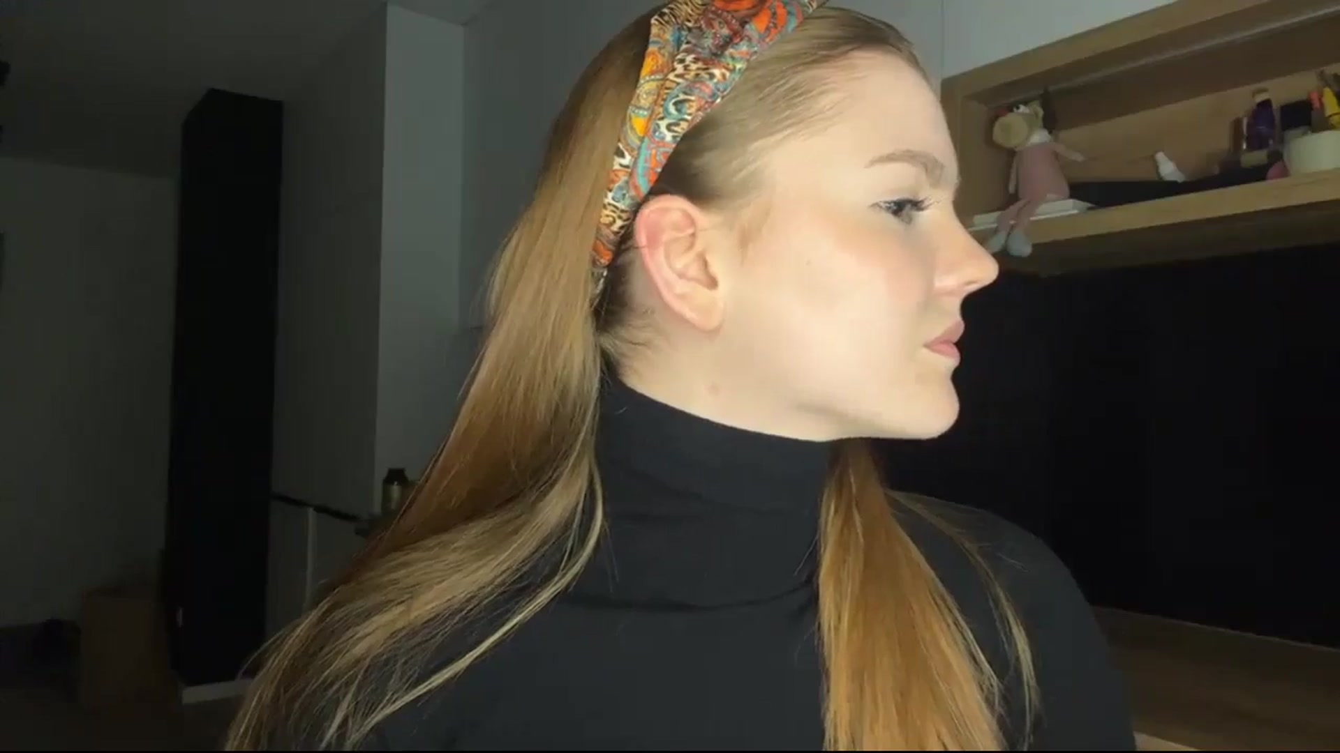 Gallery image thumbnail from KristalWynn's myfreecams stream on, 01/18/2025, 23:36 image 12 of 20