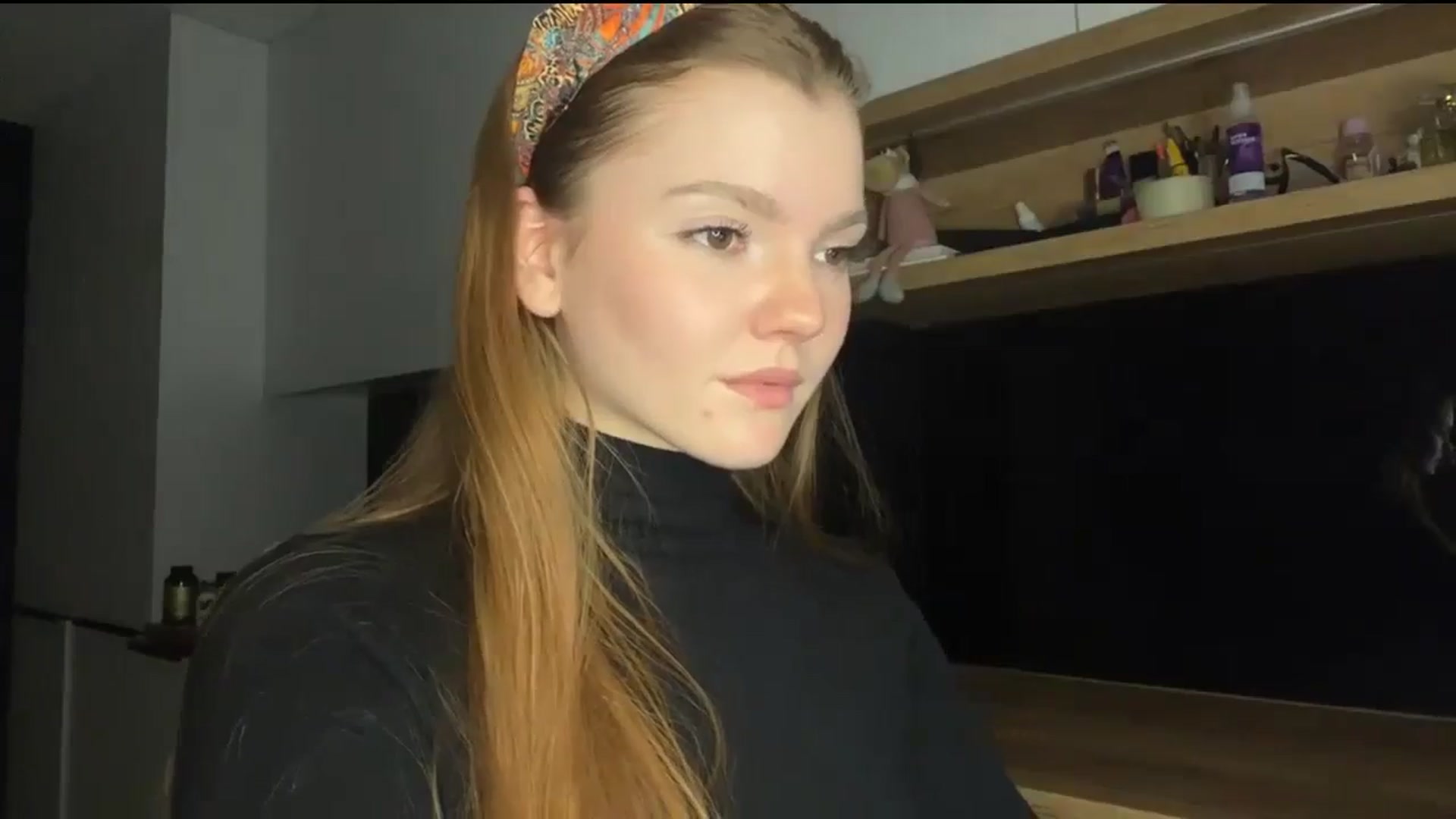 Gallery image thumbnail from KristalWynn's myfreecams stream on, 01/19/2025, 24:23 image 4 of 20