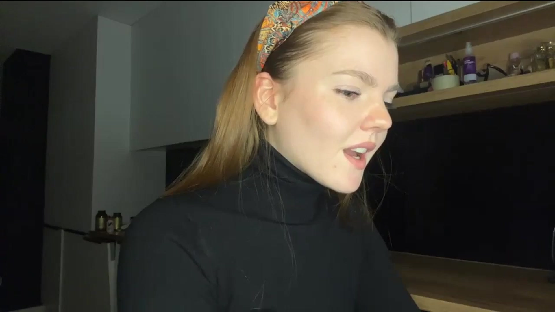Gallery image thumbnail from KristalWynn's myfreecams stream on, 01/19/2025, 24:23 image 7 of 20