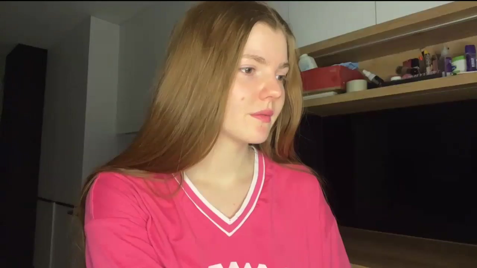 Gallery image thumbnail from KristalWynn's myfreecams stream on, 02/04/2025, 20:03 image 16 of 20