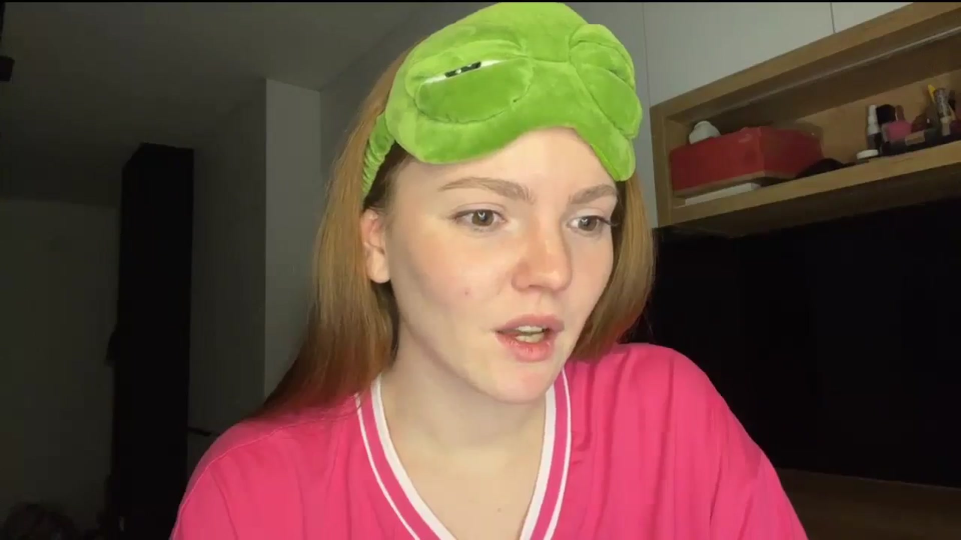 Gallery image thumbnail from KristalWynn's myfreecams stream on, 02/05/2025, 23:04 image 3 of 20