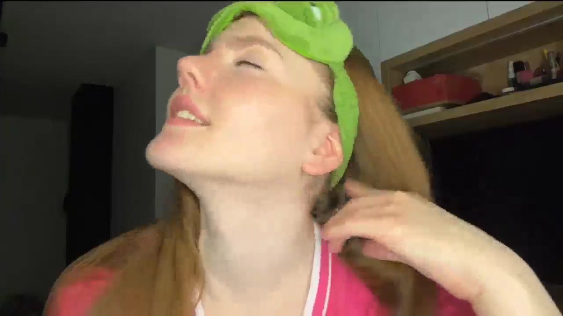 Gallery image thumbnail from KristalWynn's myfreecams stream on, 02/05/2025, 23:04 image 6 of 20
