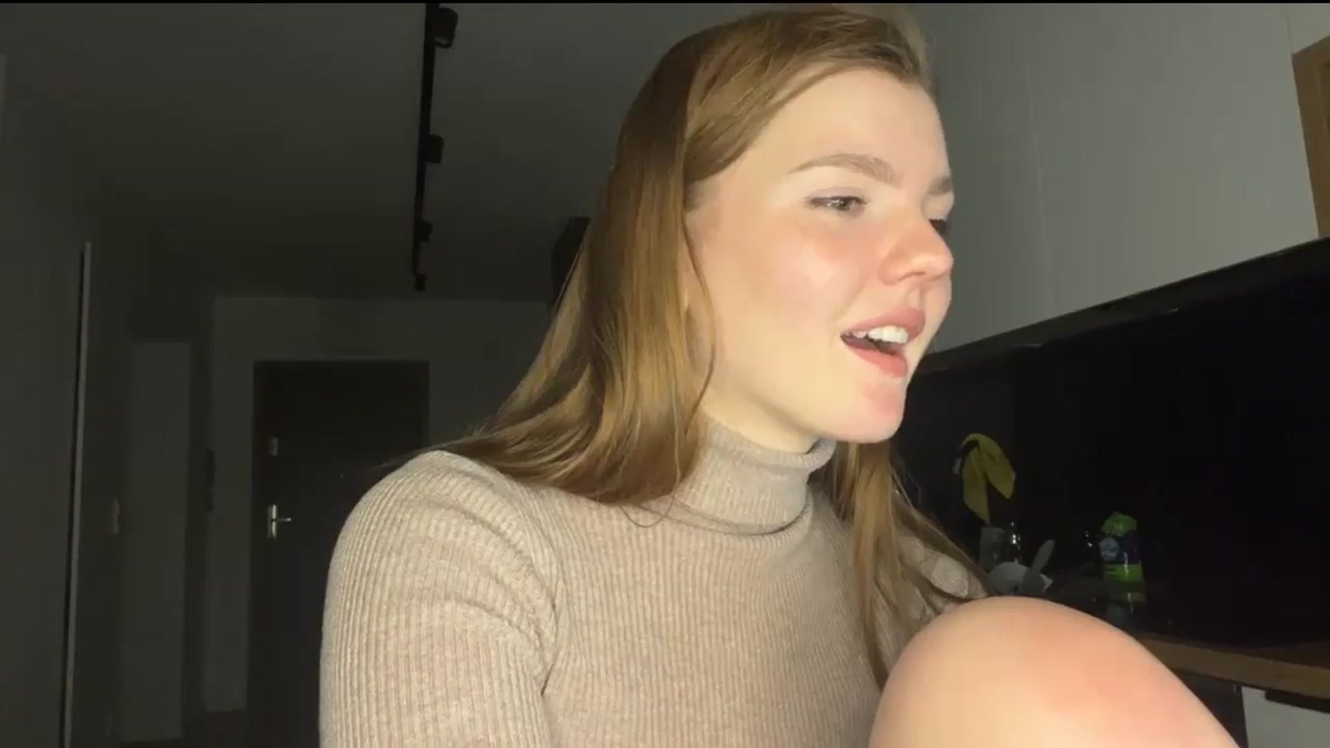 Gallery image thumbnail from KristalWynn's myfreecams stream on, 02/10/2025, 23:41 image 9 of 20