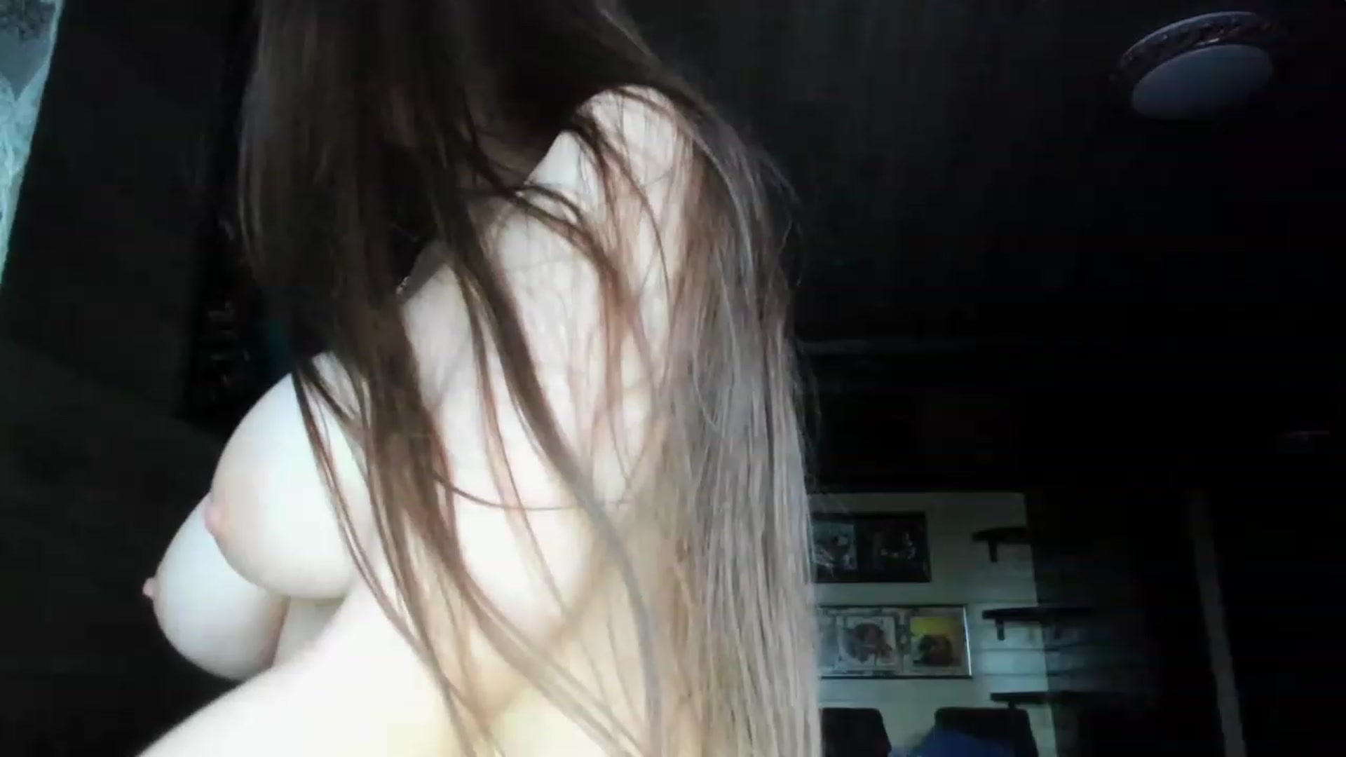 Gallery image thumbnail from Kristallmii's myfreecams stream on, 03/01/2023, 13:25 image 9 of 20