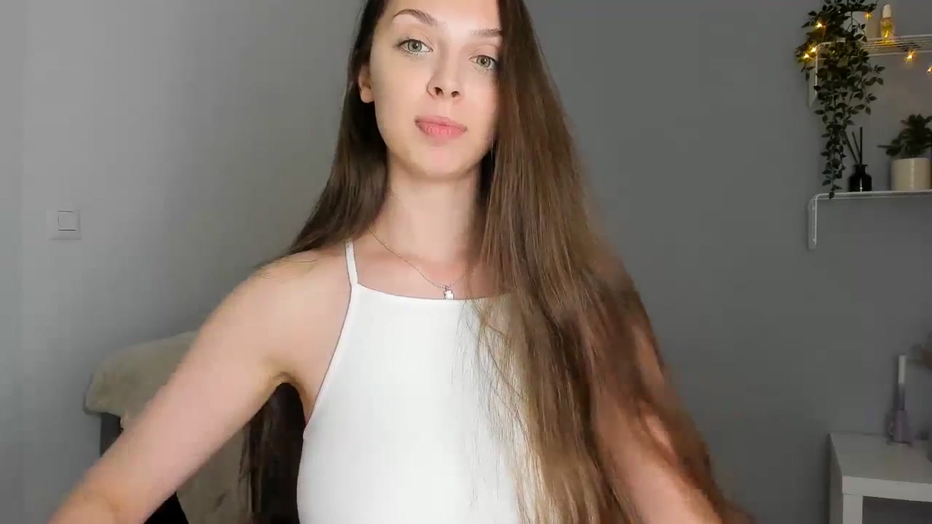 Gallery image thumbnail from Kristallmii's myfreecams stream on, 09/10/2023, 17:56 image 17 of 20