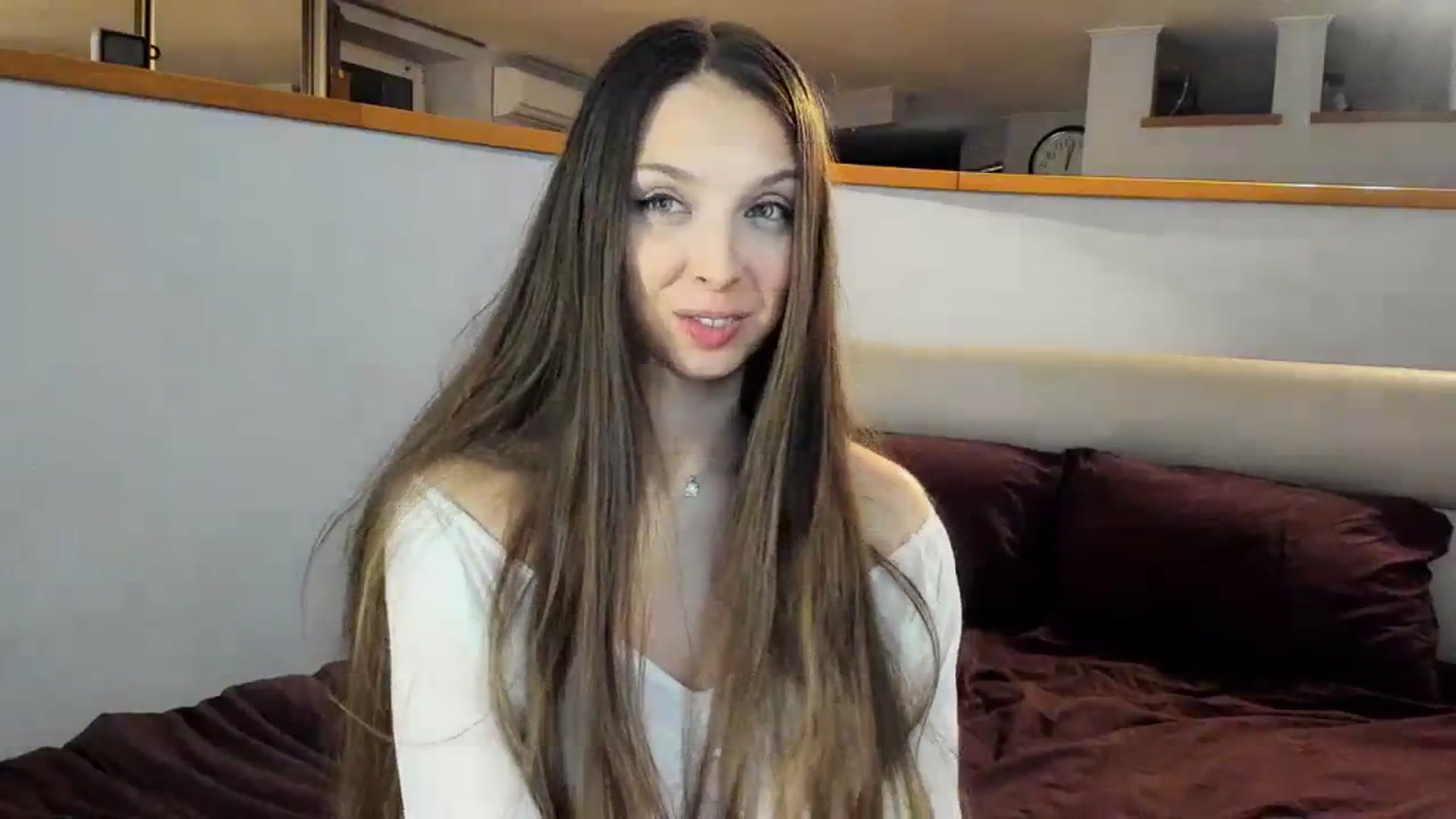 Gallery image thumbnail from Kristallmii's myfreecams stream on, 01/06/2024, 21:06 image 20 of 20