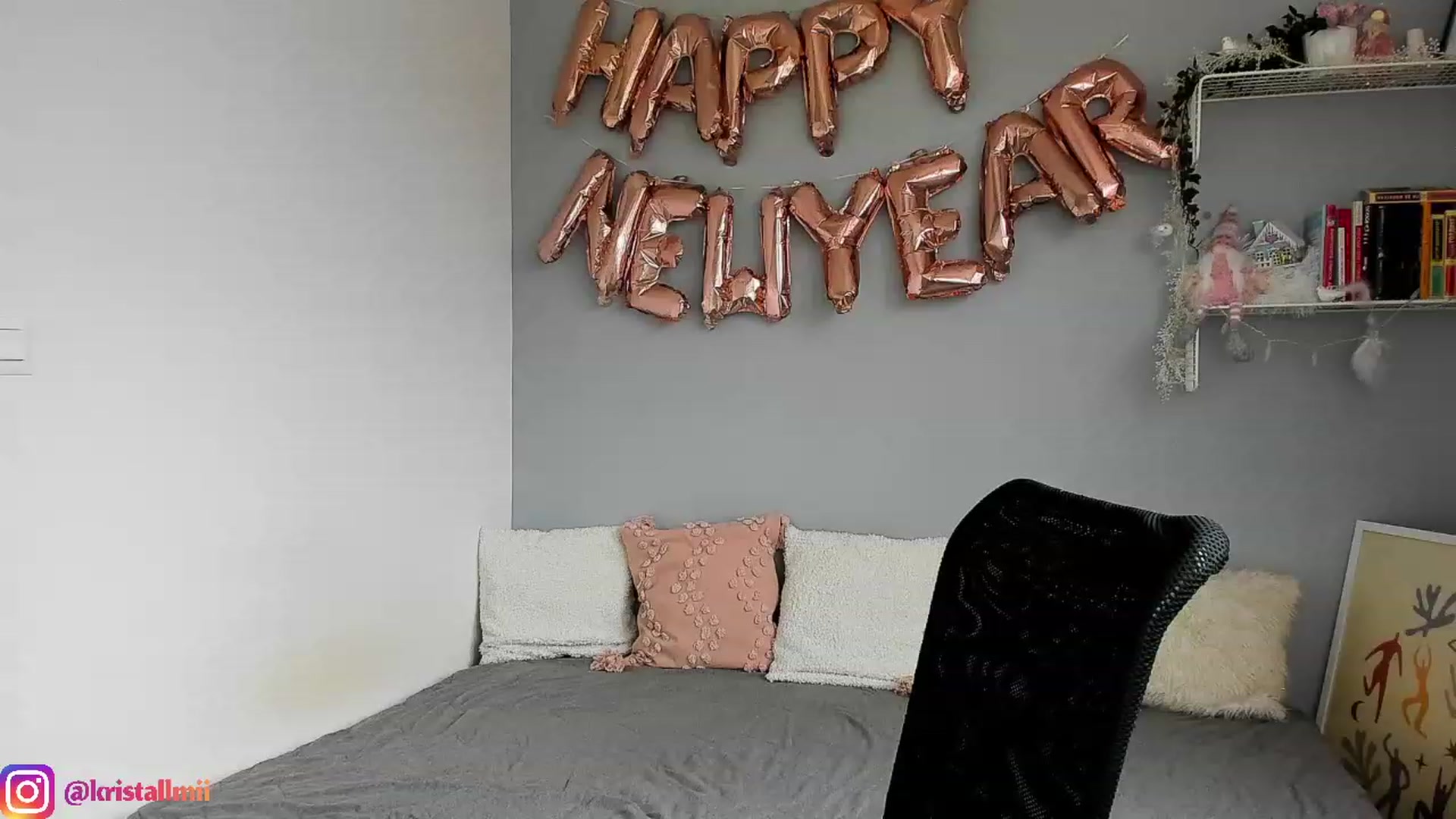 Gallery image thumbnail from Kristallmii's myfreecams stream on, 01/28/2024, 13:37 image 18 of 20