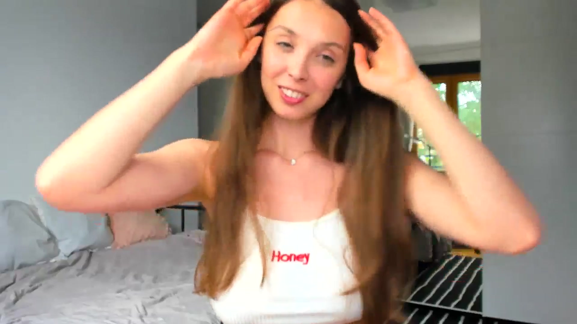 Gallery image thumbnail from Kristallmii's myfreecams stream on, 06/23/2024, 16:59 image 13 of 20