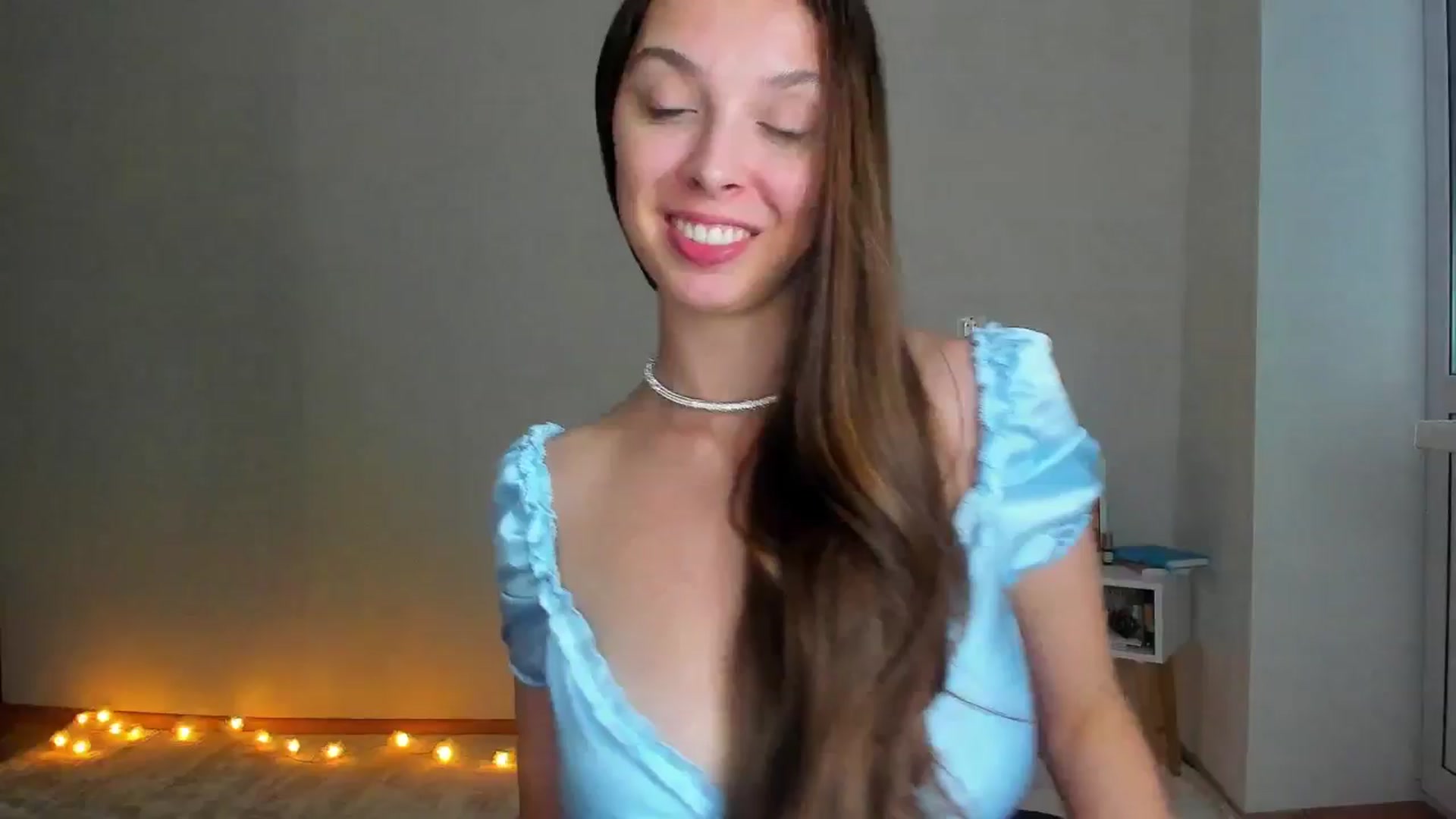 Gallery image thumbnail from Kristallmii's myfreecams stream on, 10/14/2024, 18:30 image 8 of 20