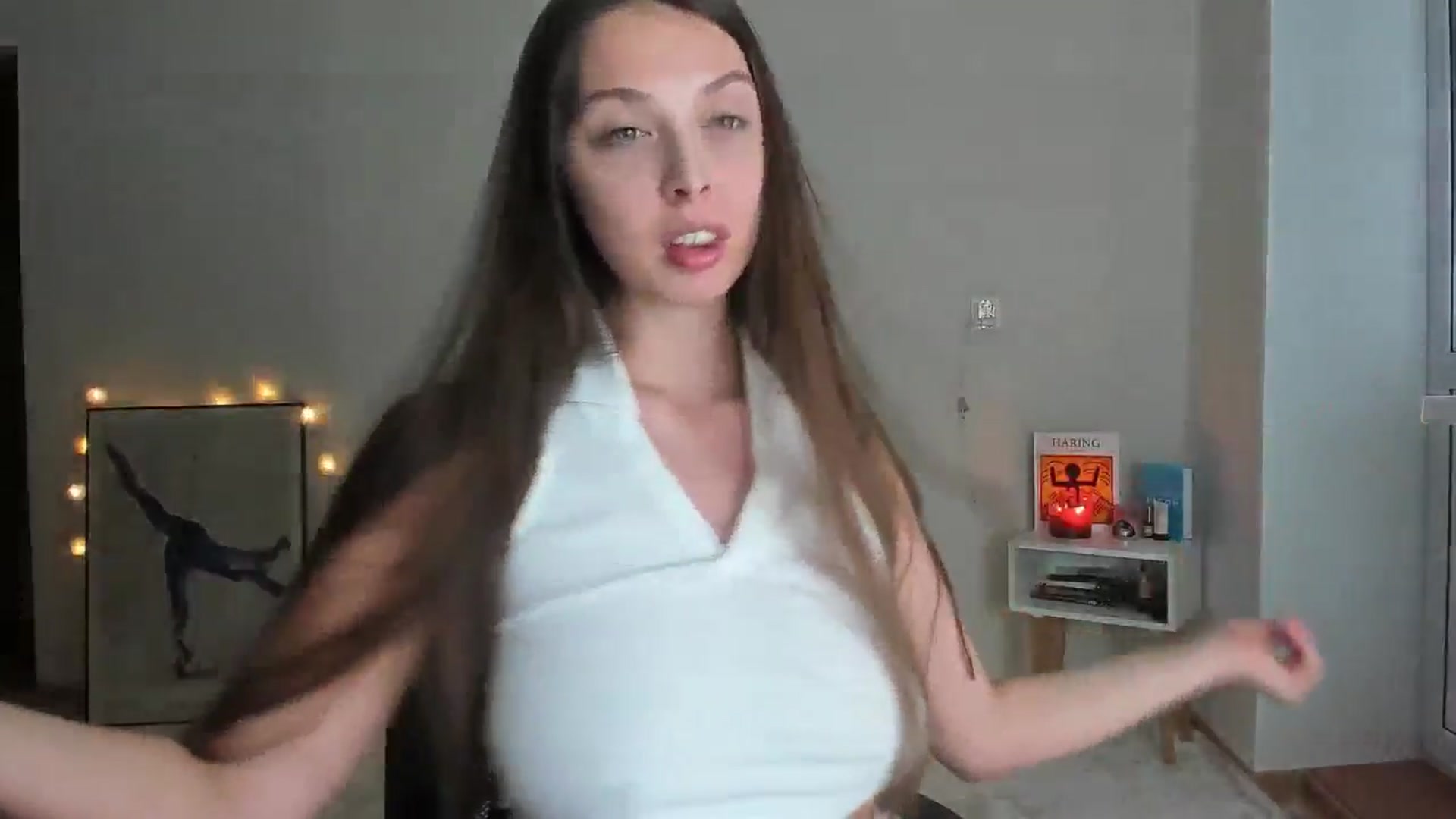 Gallery image thumbnail from Kristallmii's myfreecams stream on, 10/18/2024, 15:50 image 11 of 20